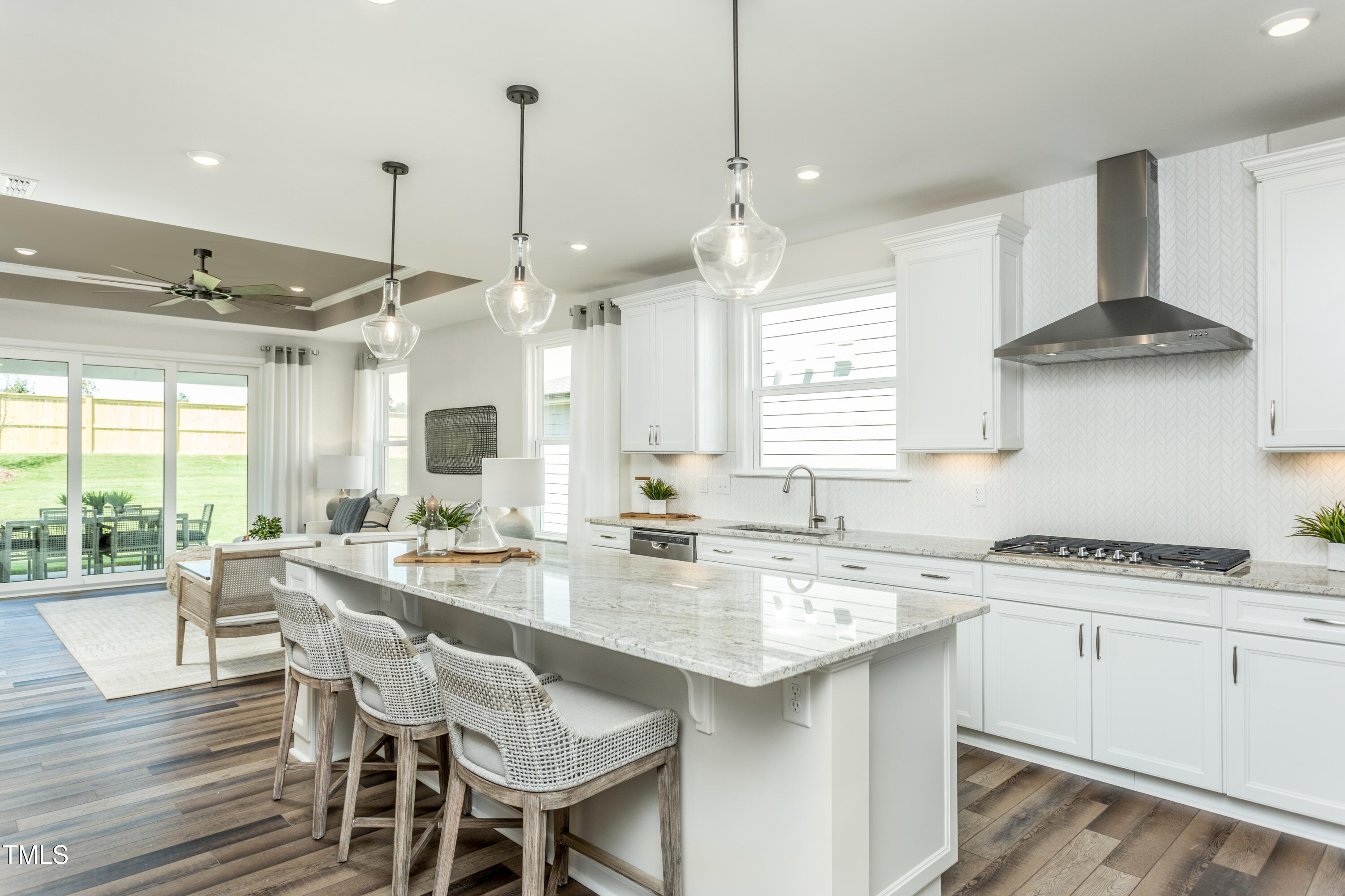 2425 Forsythia Trail