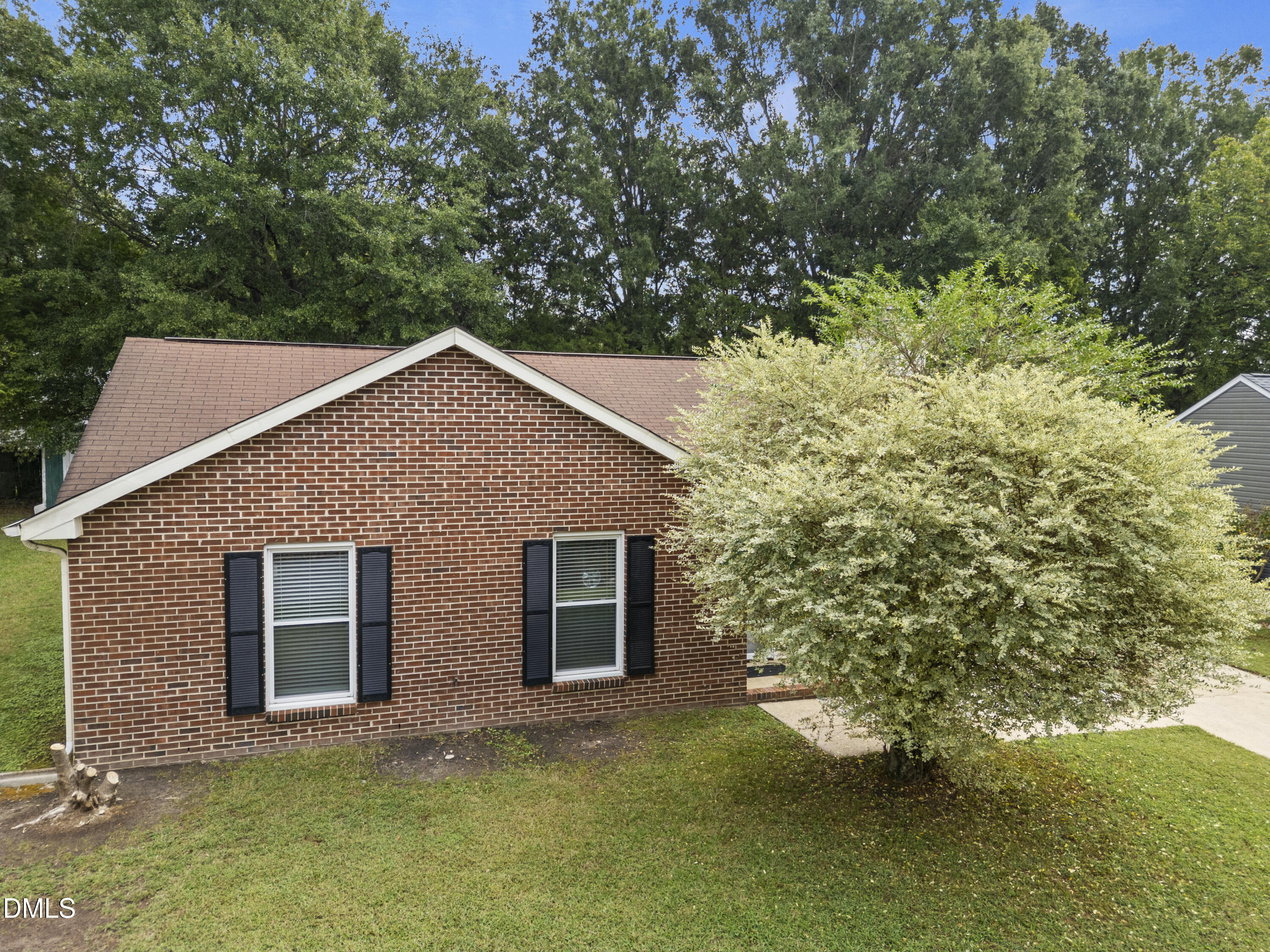 1916 Riverknoll Drive