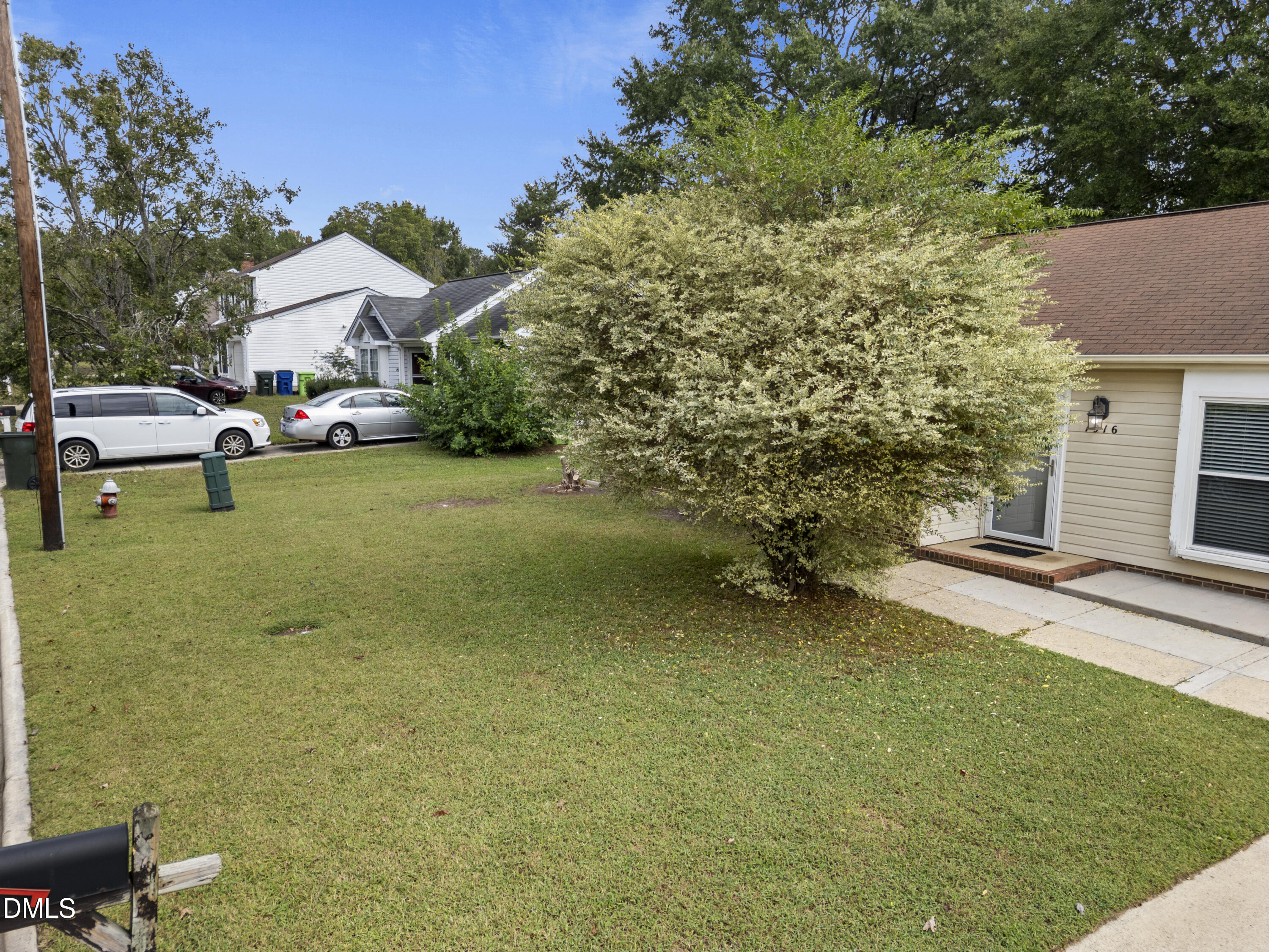 1916 Riverknoll Drive