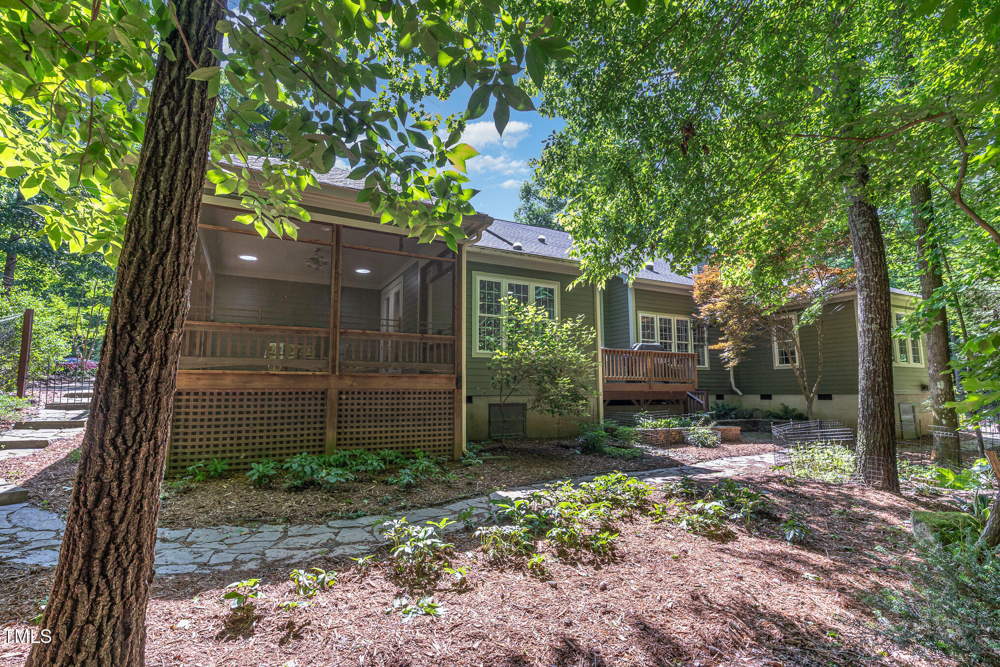 850 N Langdon