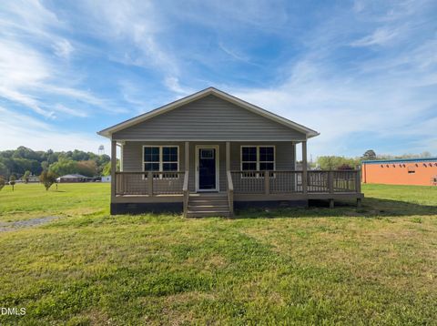 Photo of 314 E Kime Avenue, Liberty, NC 27298 (MLS # 10161093)