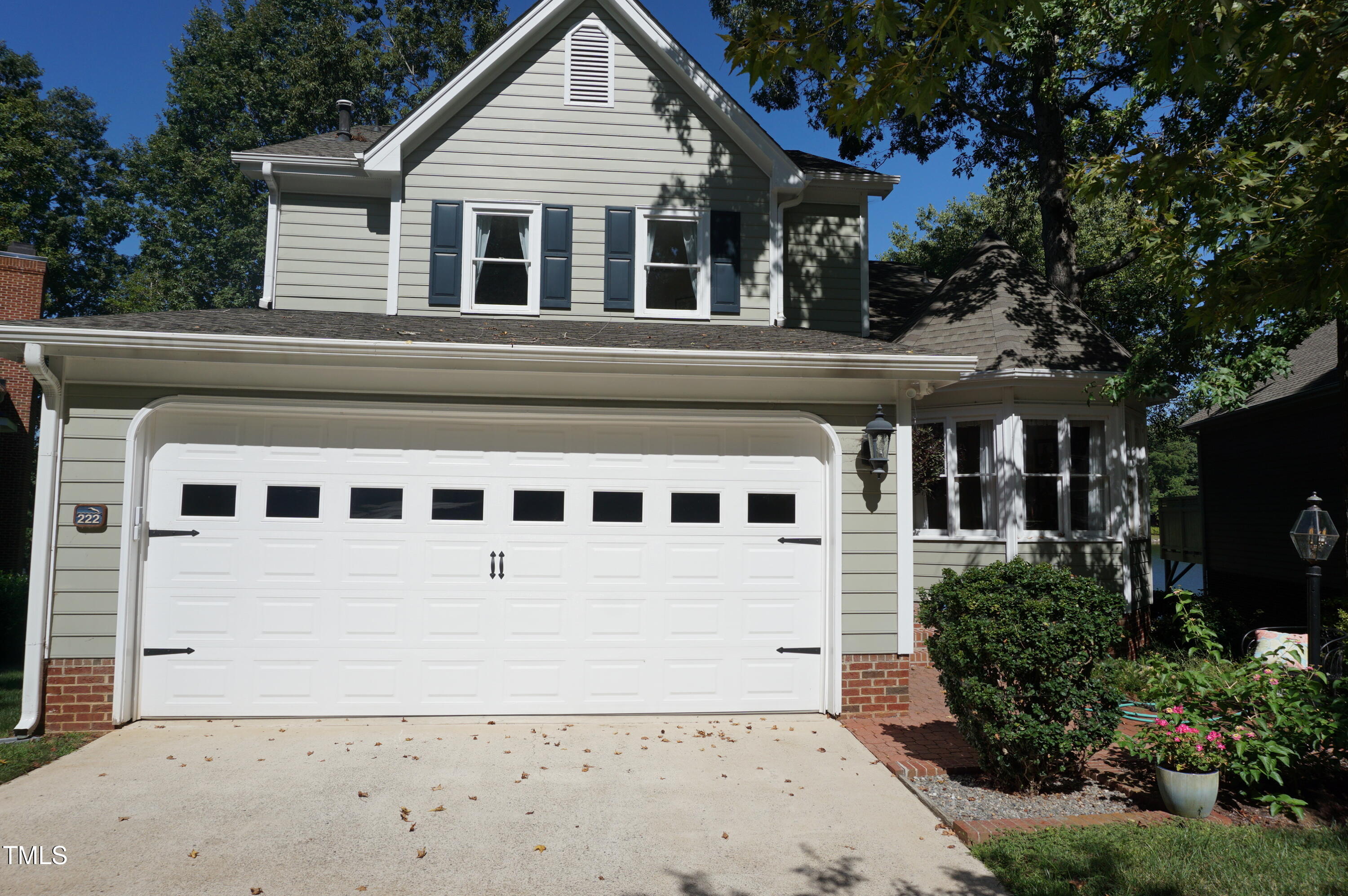 222 E Wind Lane