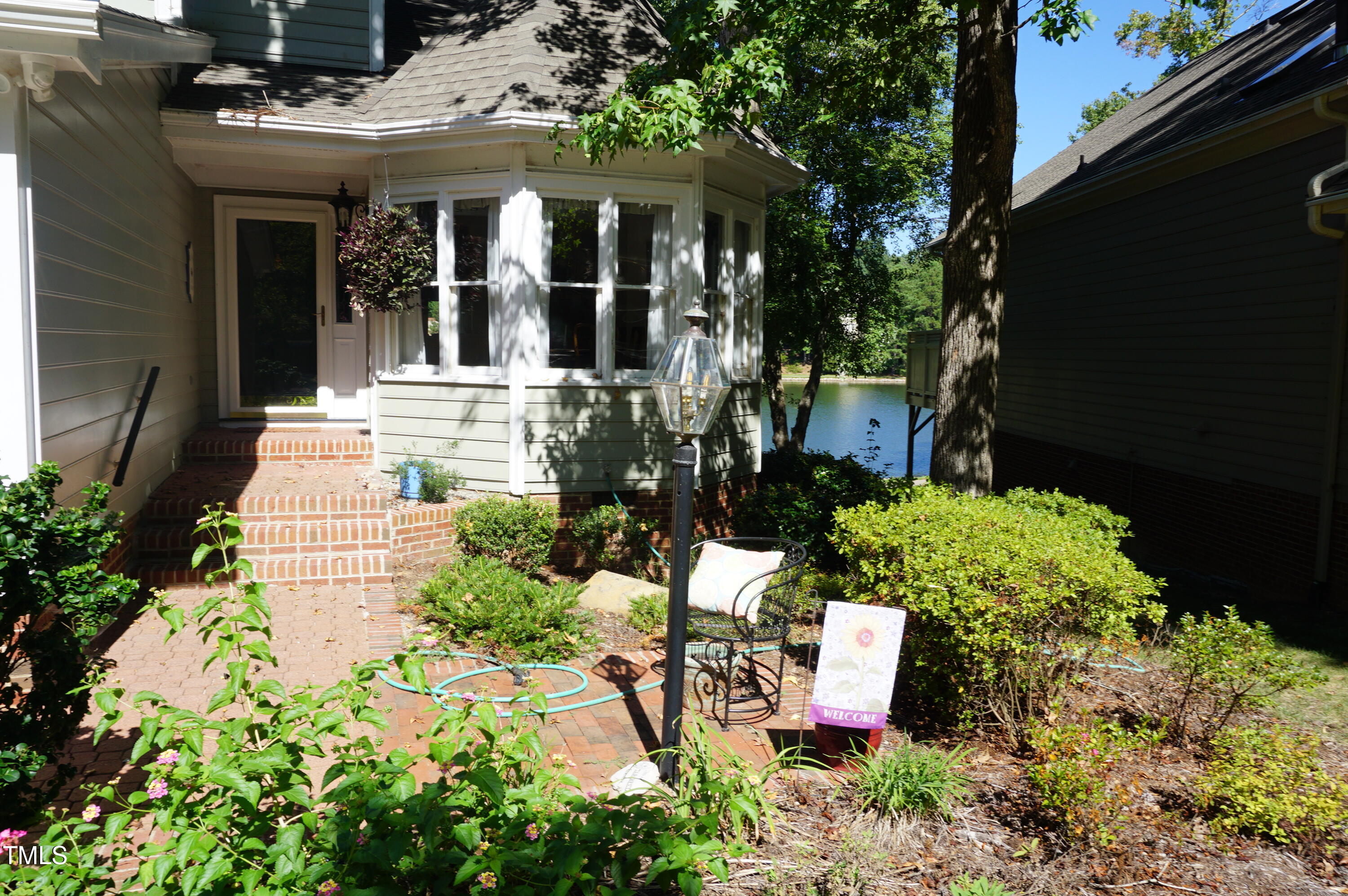 222 E Wind Lane