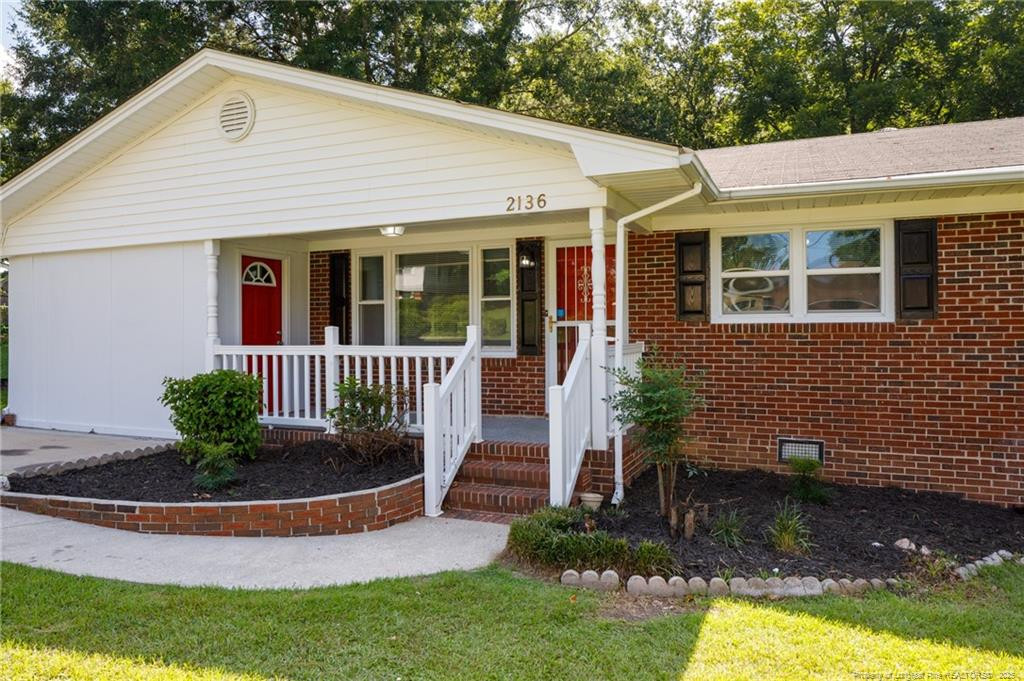 2136 Buckhorn Road