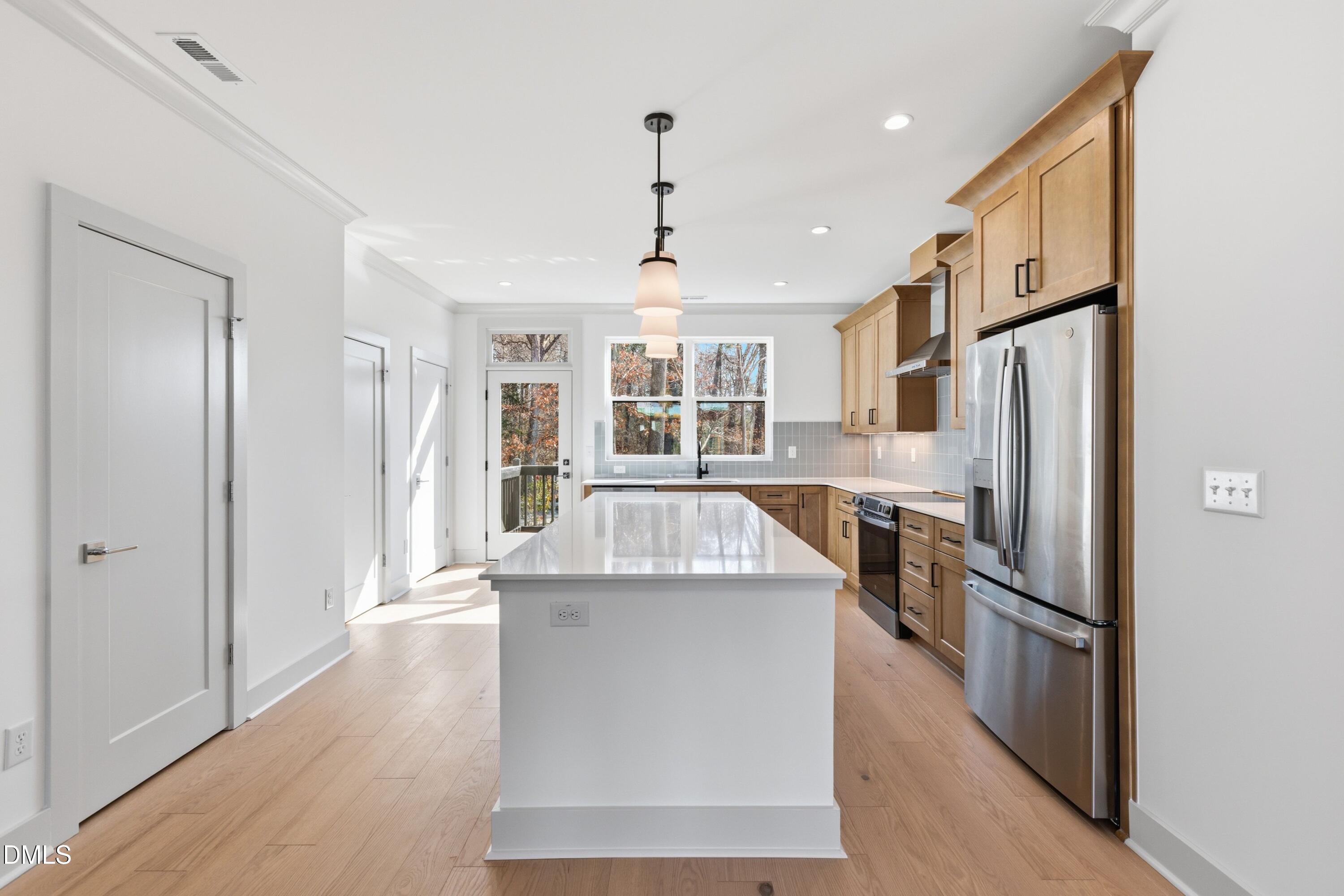 1129 Booth Pk Boulevard