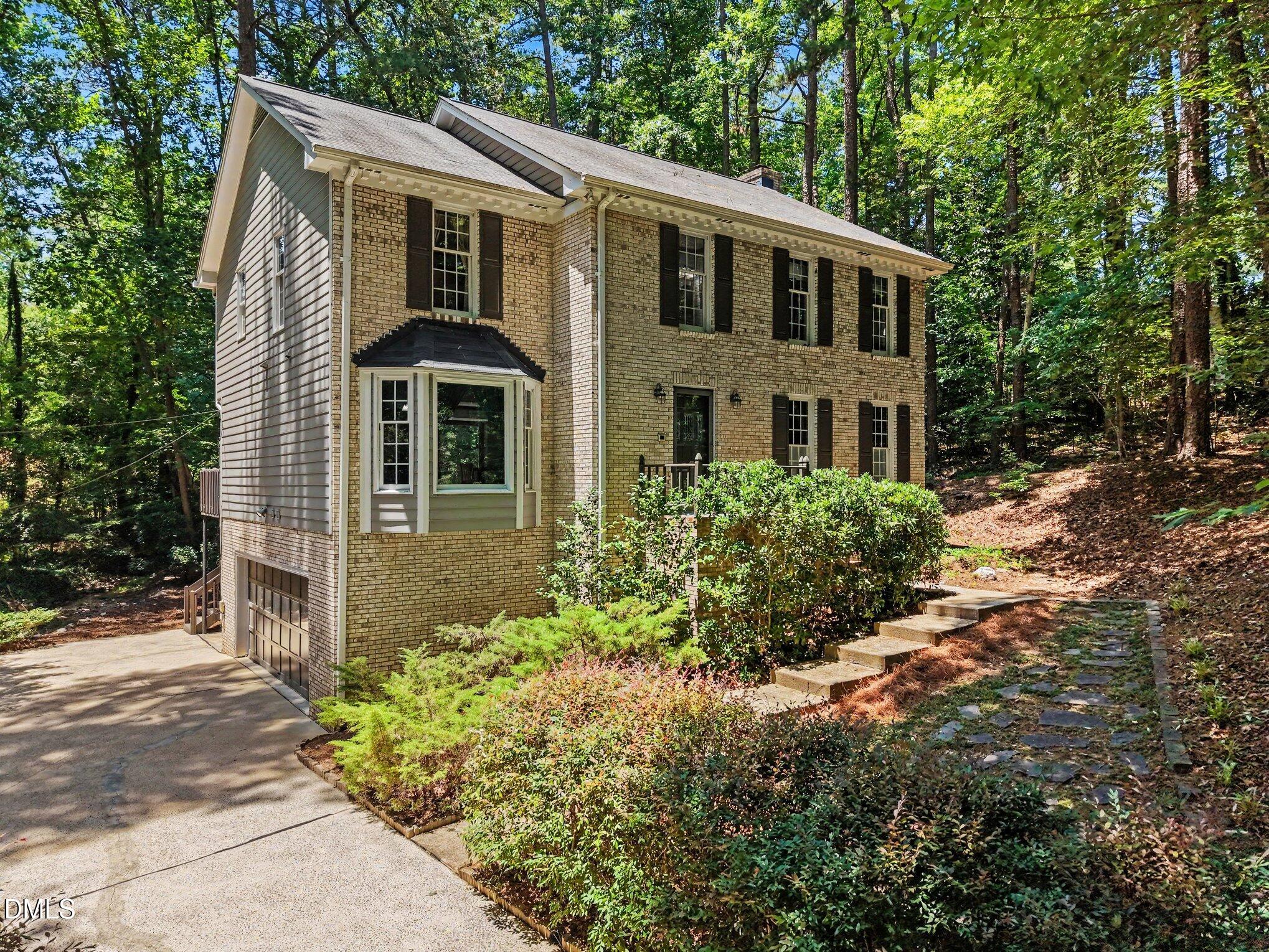5537 Parkwood Drive