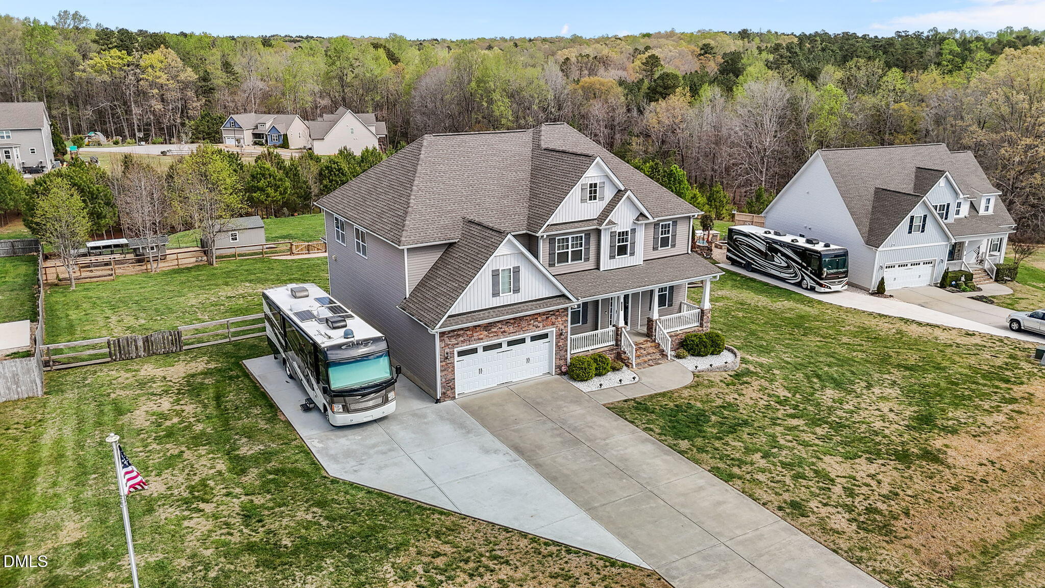 1034 Butterfly Circle