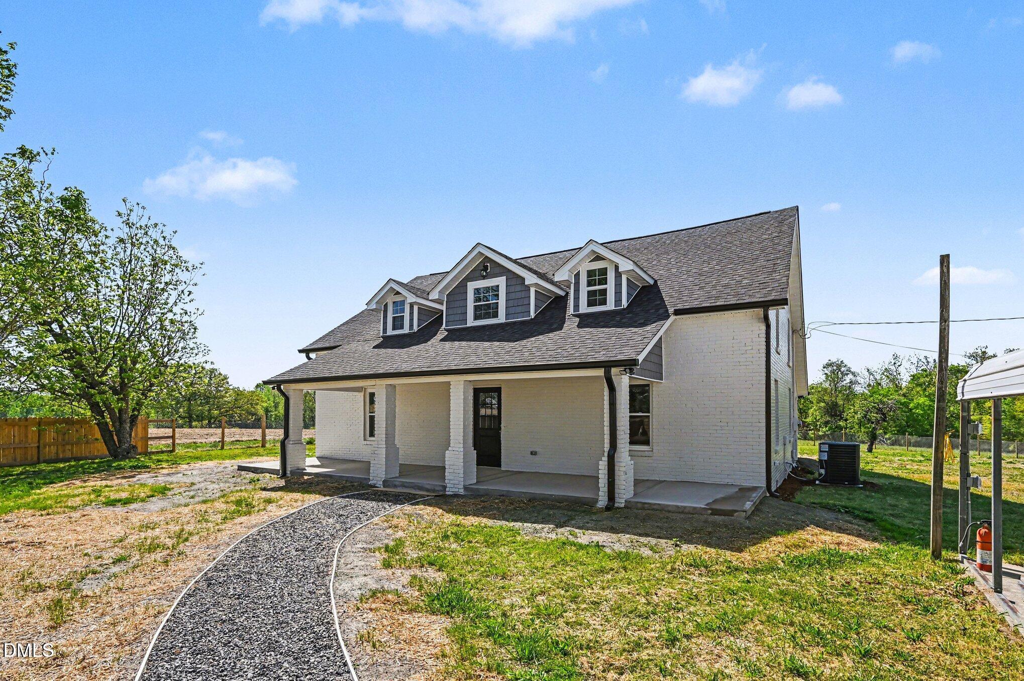 1325 Charlie Carr Road