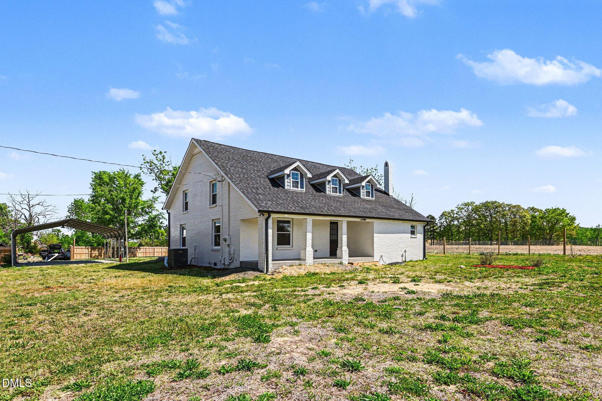 1325 Charlie Carr Road