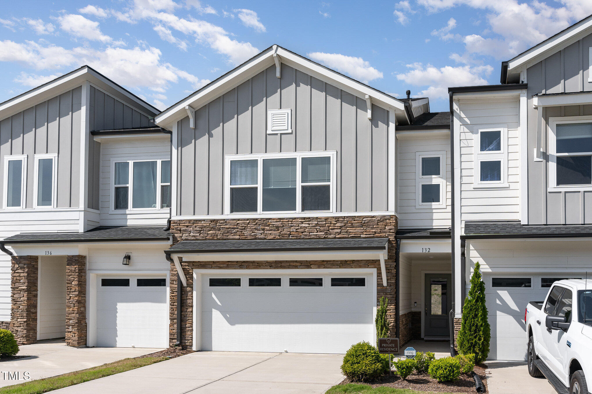 132 Deardom Way