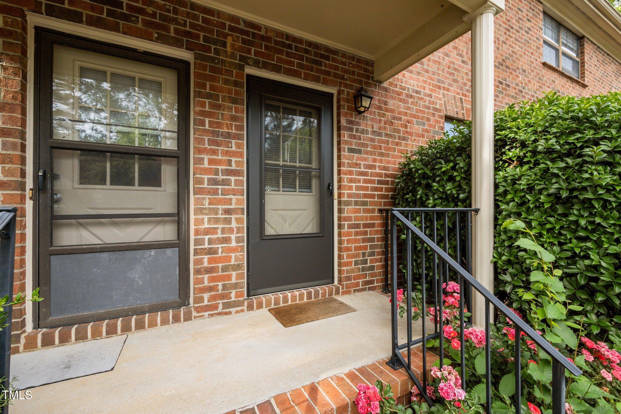105 Fidelity Street B19