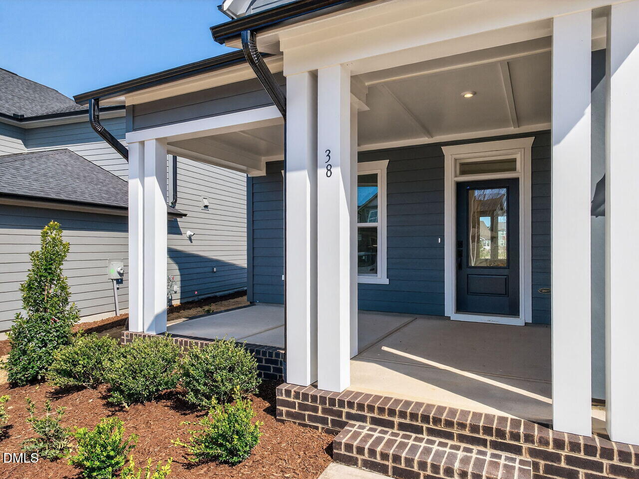 38 Rainbrook Cove