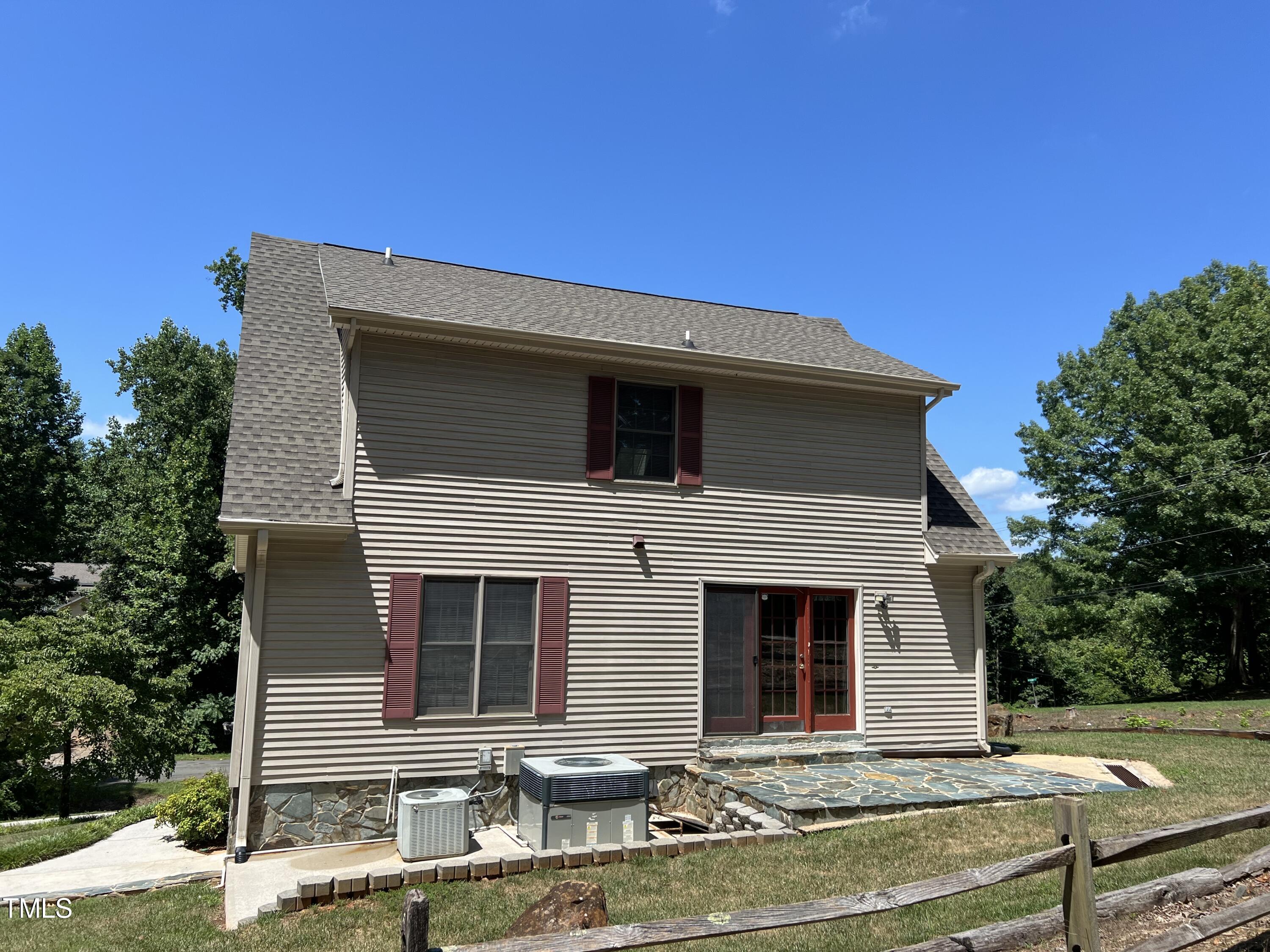 901 Tanglewood Drive