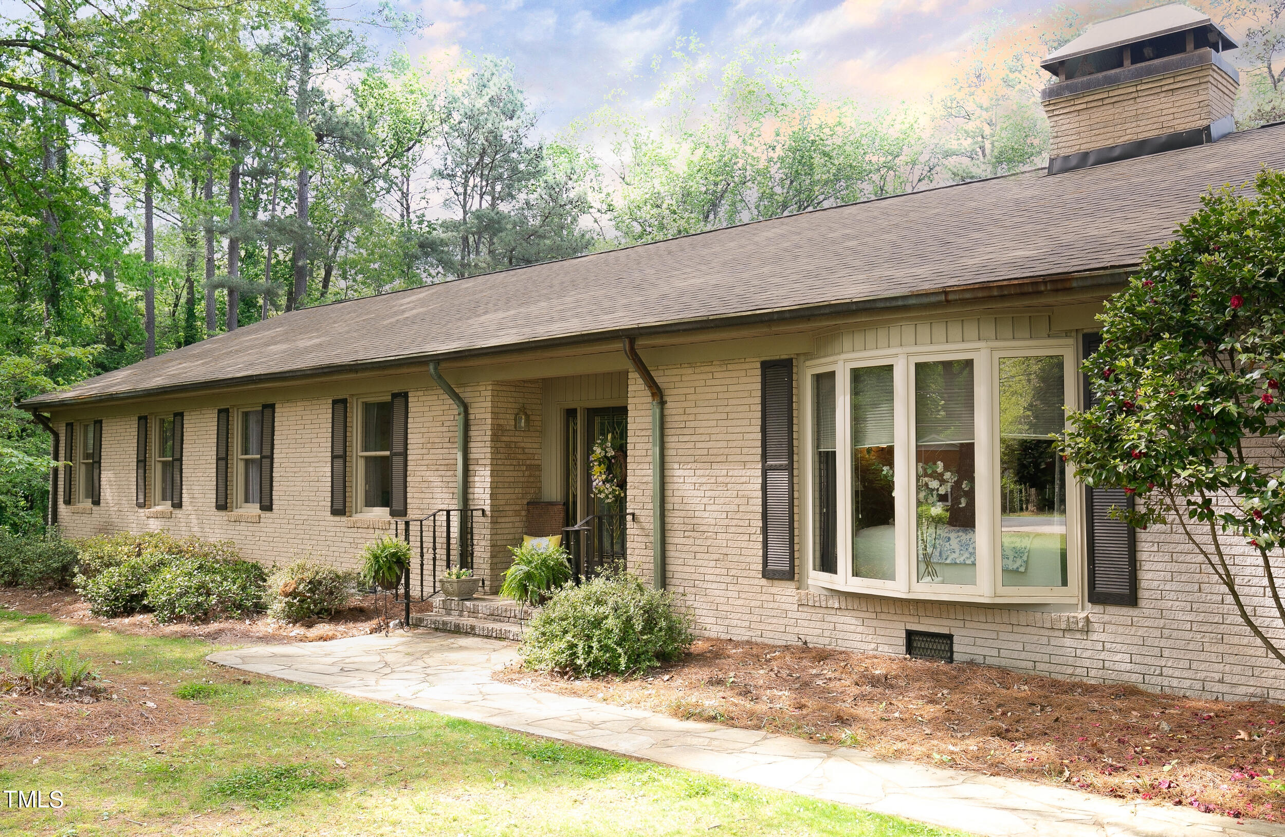 11 Pine Forest Drive
