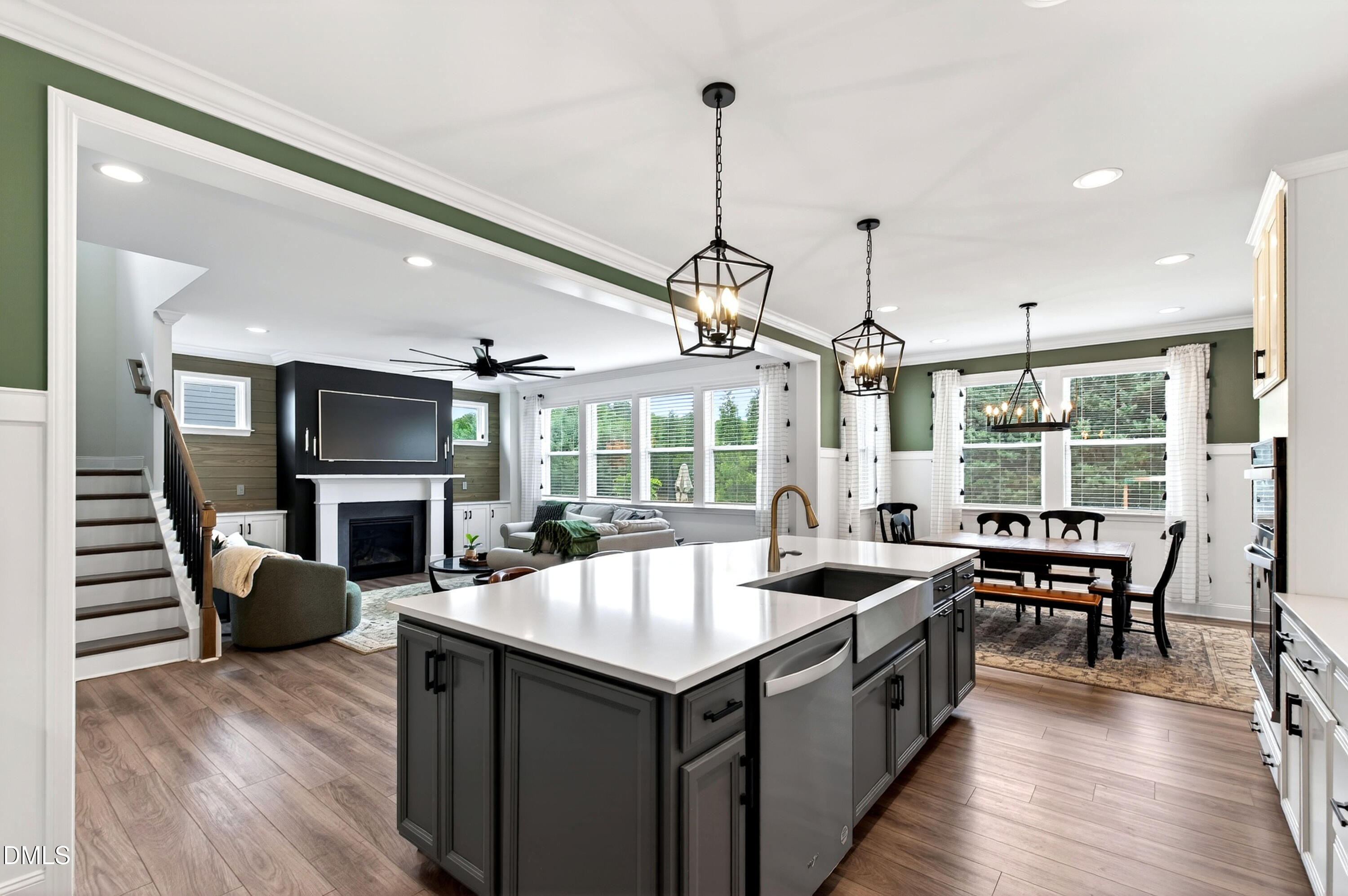 1008 Manchaca Loop