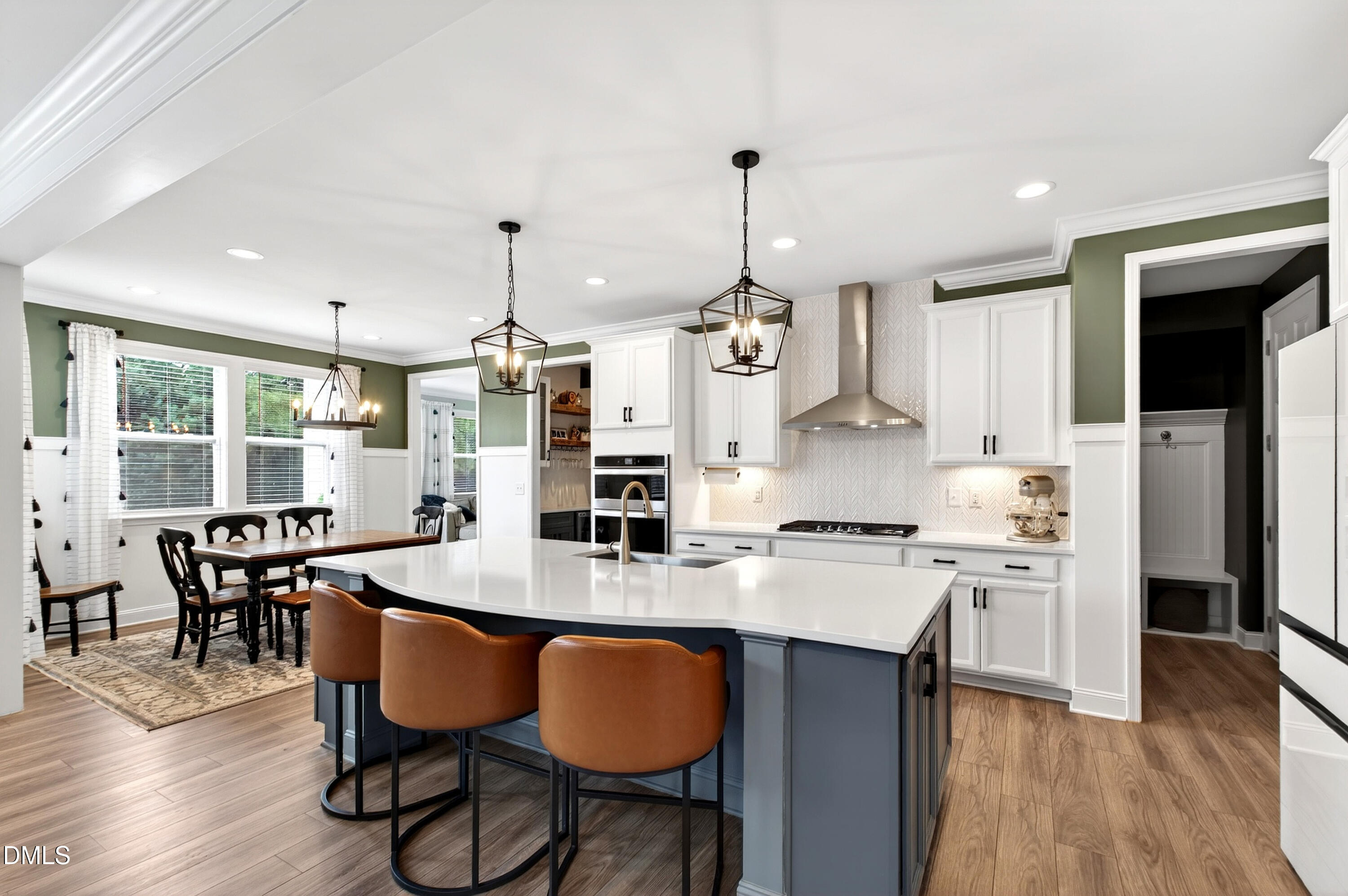 1008 Manchaca Loop