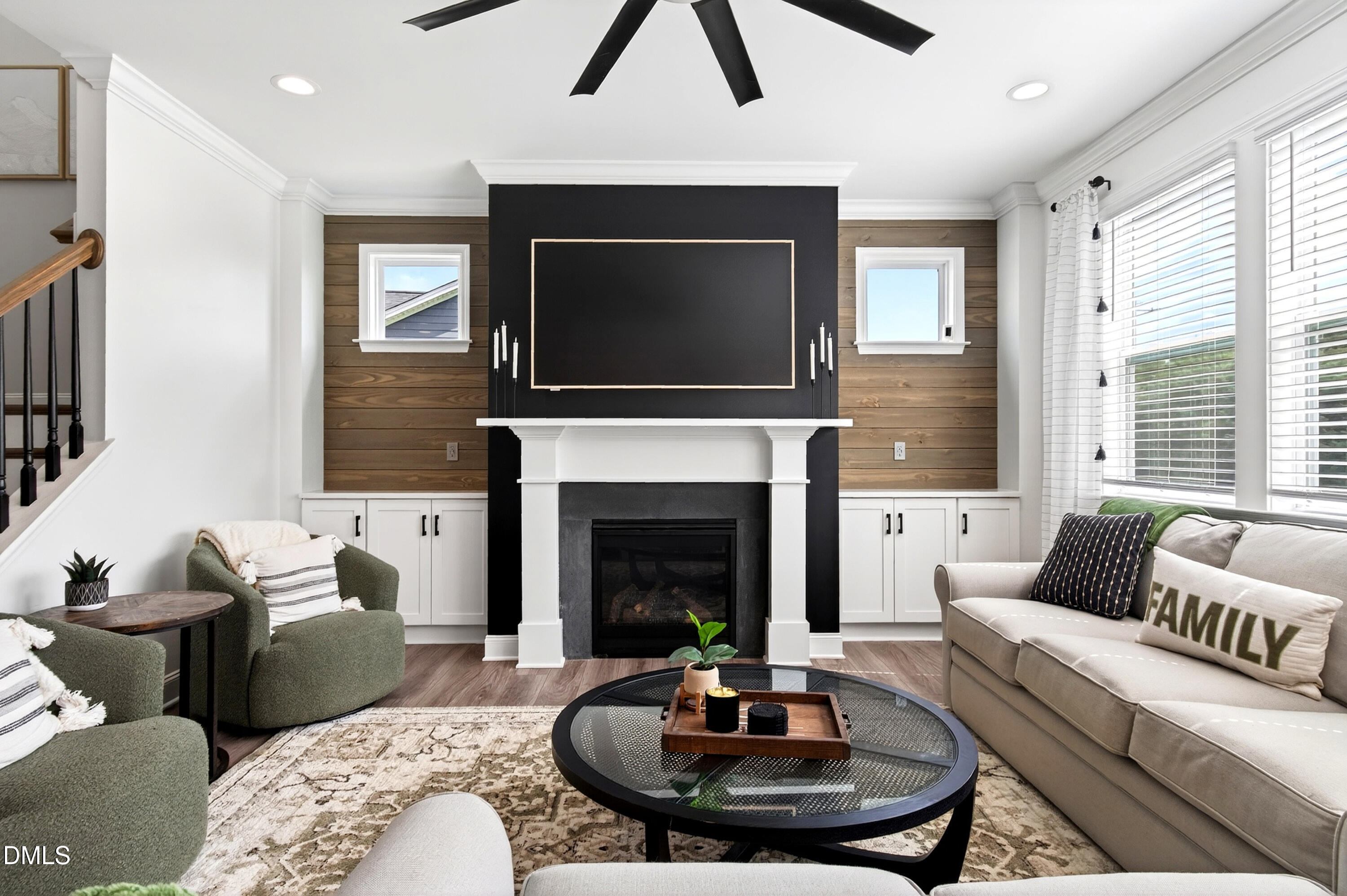 1008 Manchaca Loop