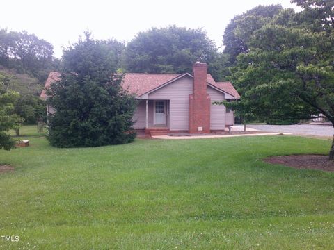 1942 Brier Lane Graham NC 27253
