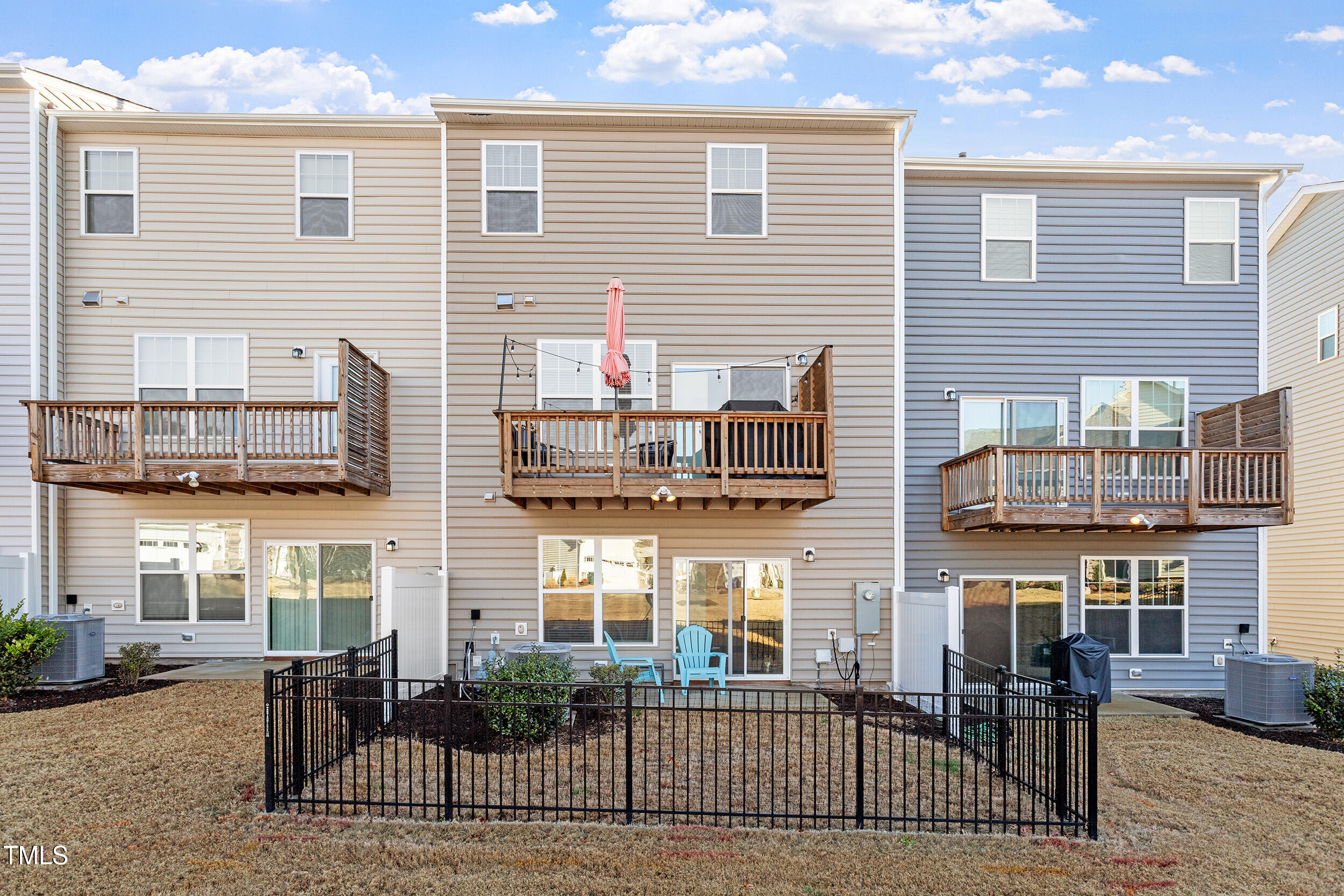 1014 Falling Rock Place