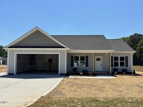 102 Lynn Lane Selma NC 27576