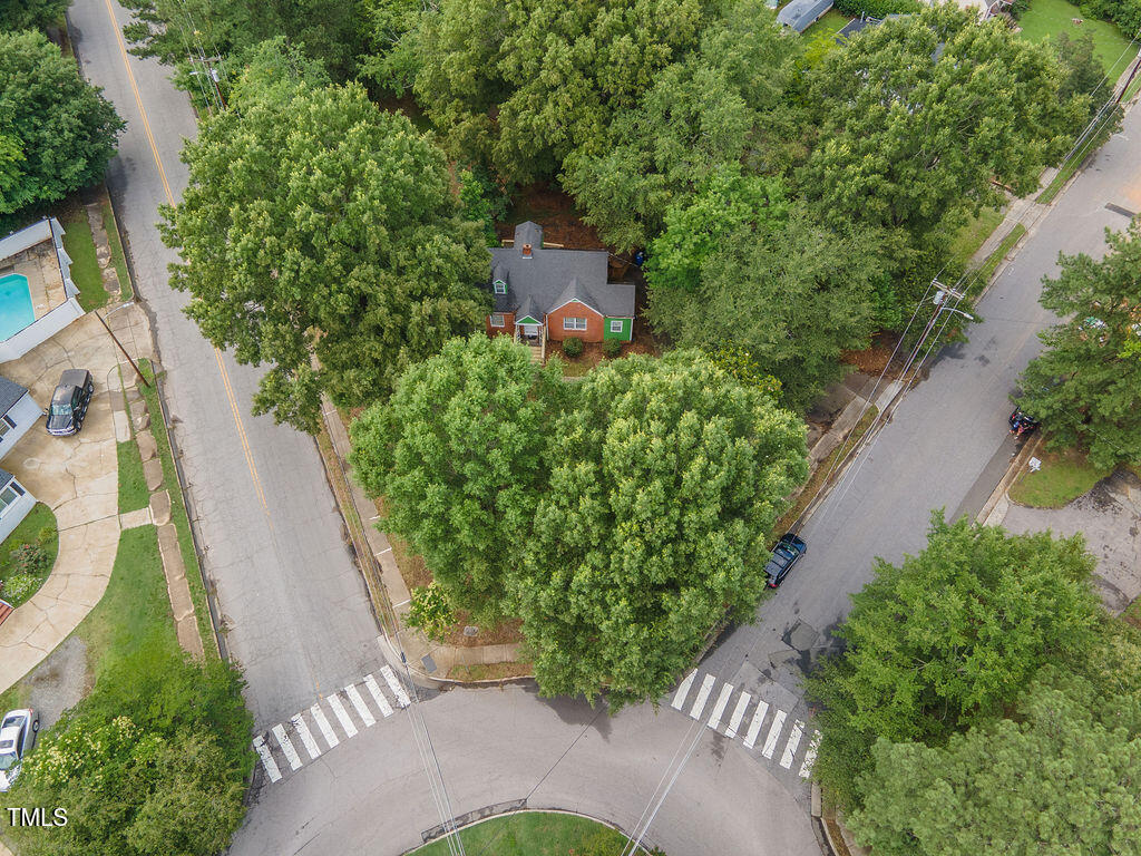 301 N King Charles Road