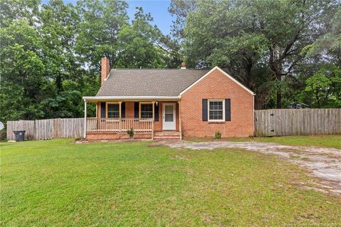 212 N Roberts Street Raeford NC 28376