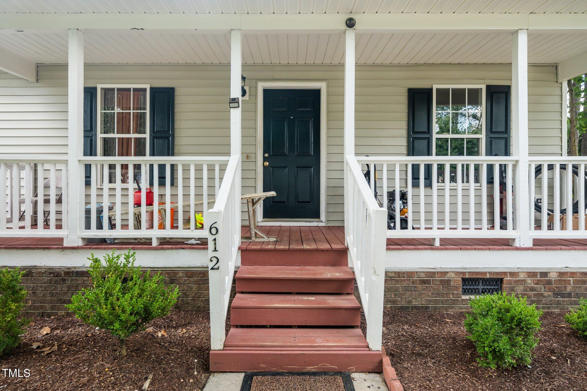 612 Agin Court Place
