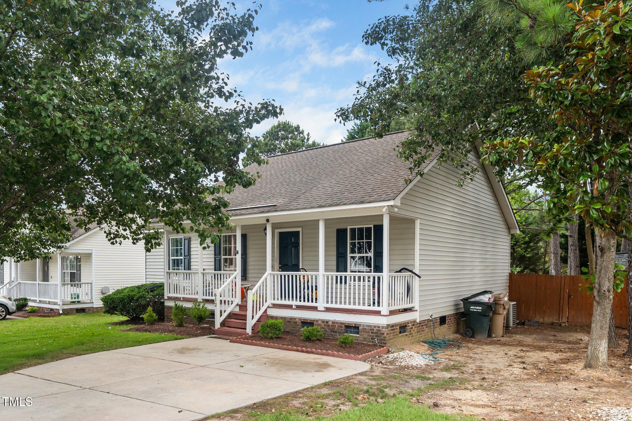 612 Agin Court Place