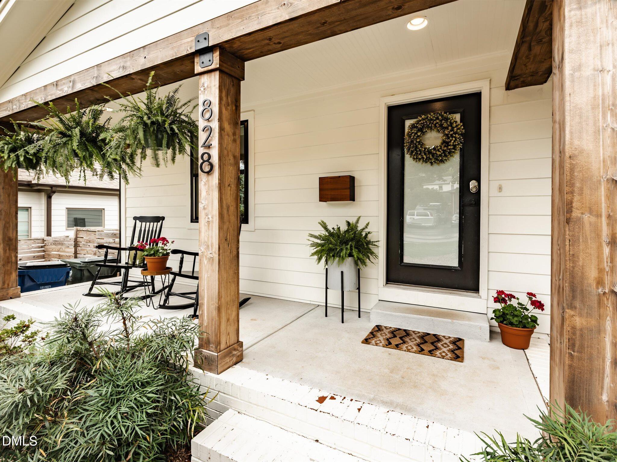 828 Woodburn Road