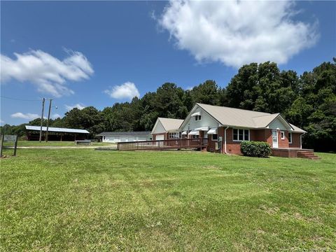 472 Walter Bright Road Sanford NC 27330