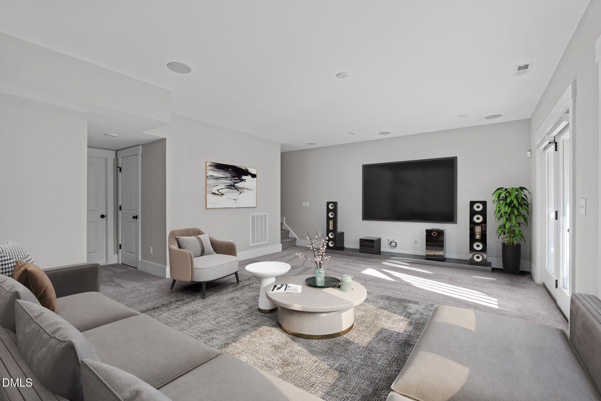 1525 Holding Village Way