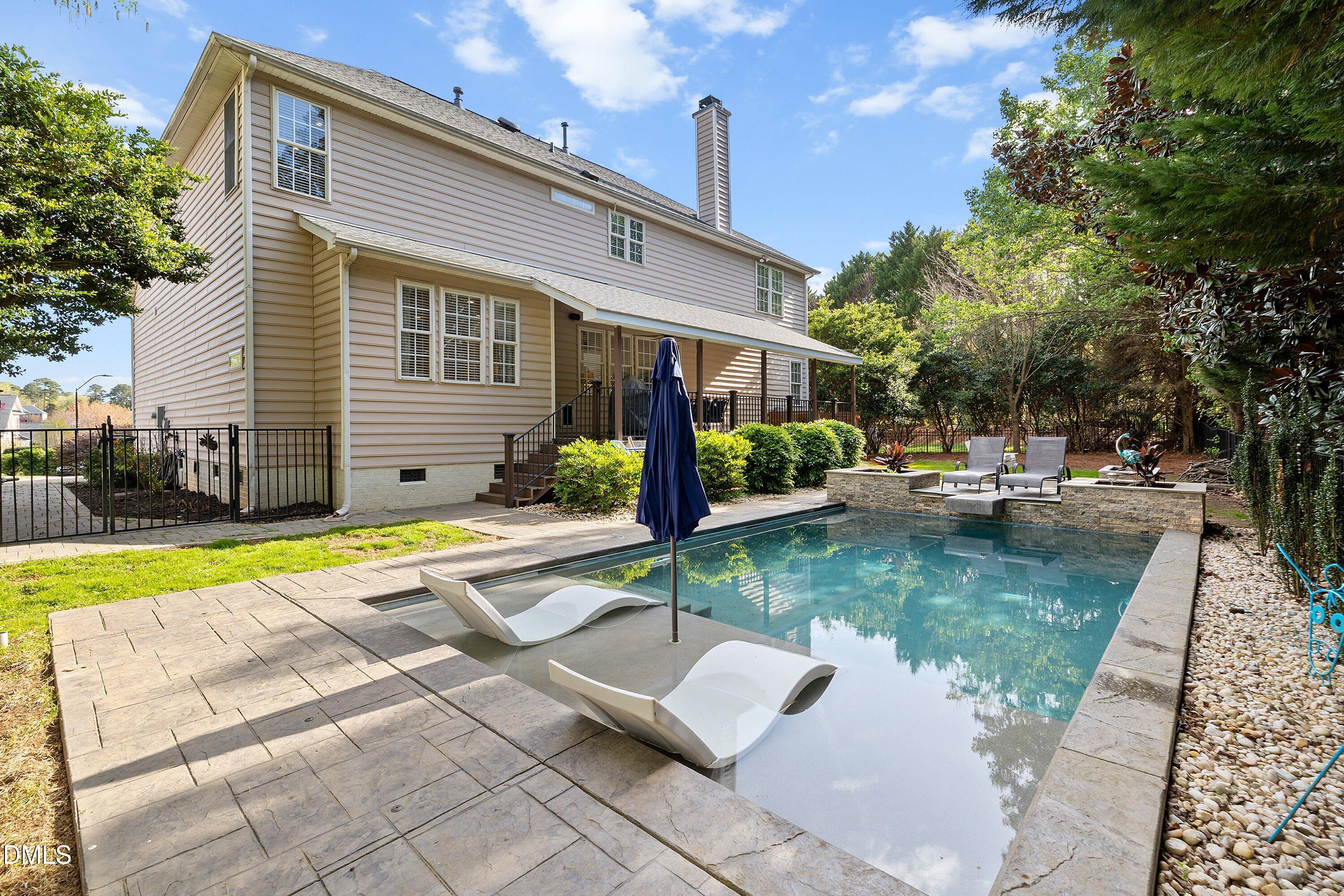 12200 Fieldmist Drive