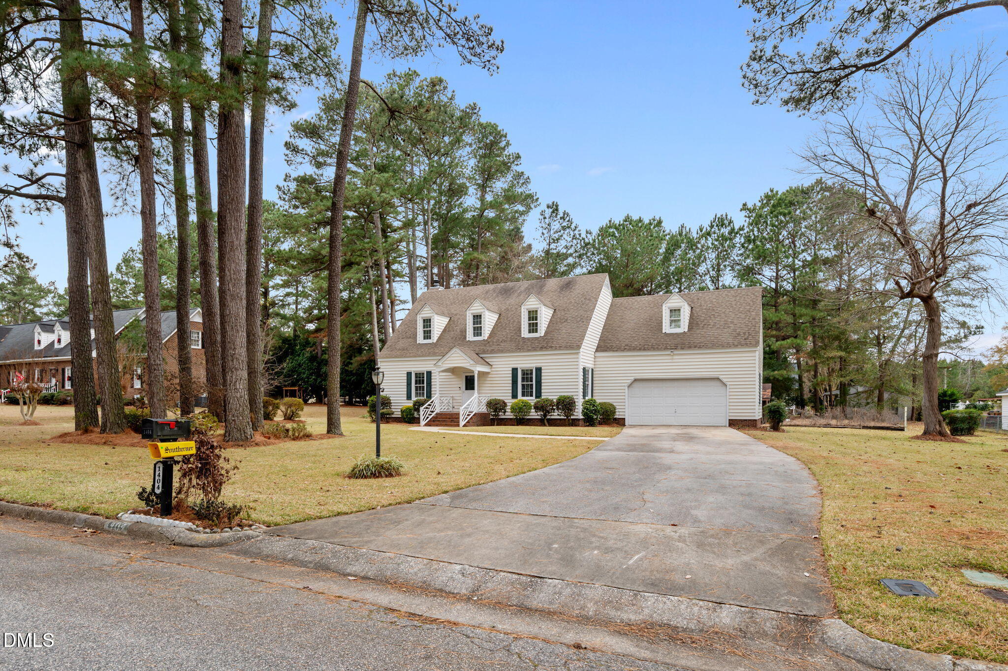 1404 Canterbury Road