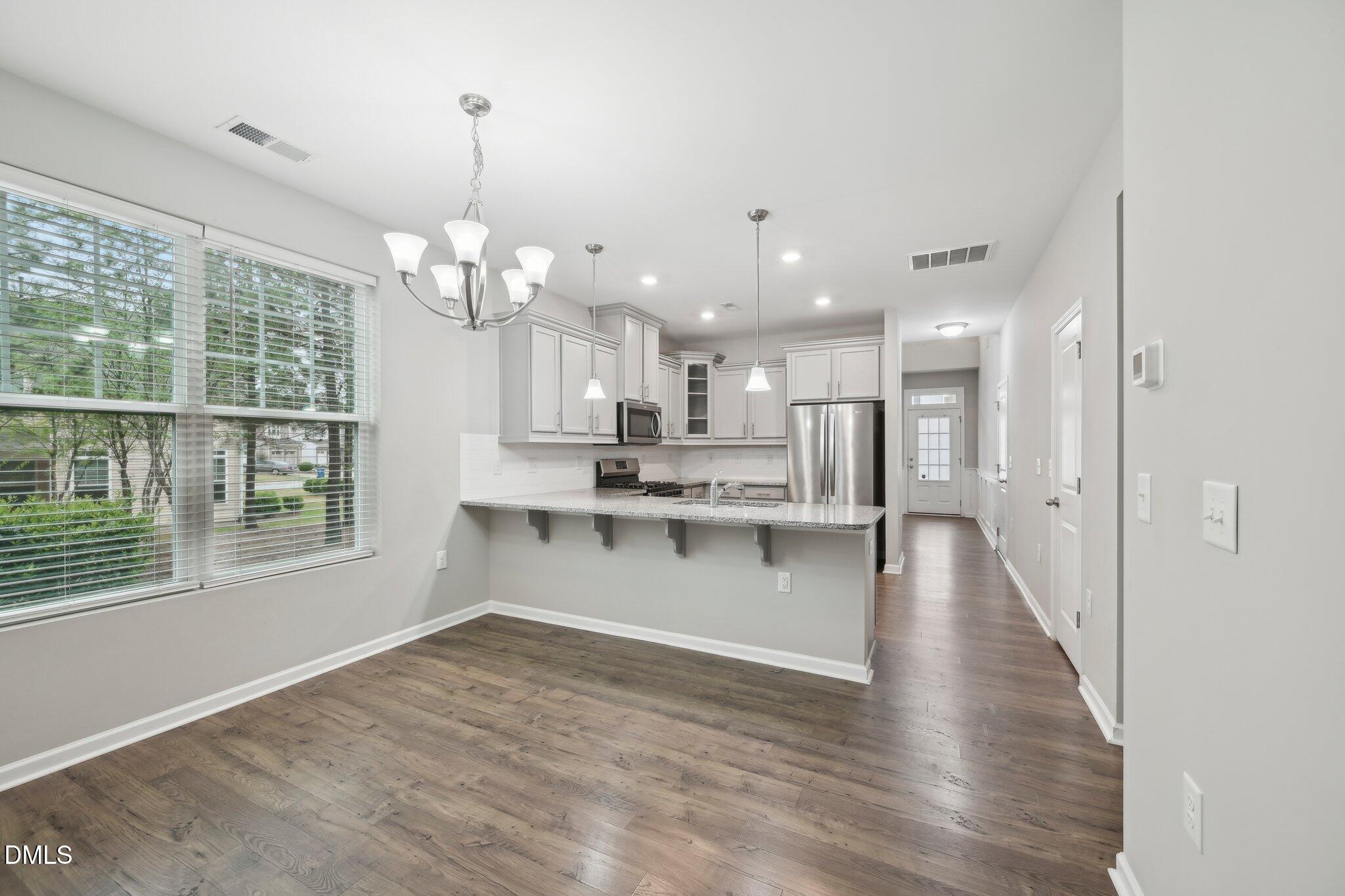 1217 Neighborly Way