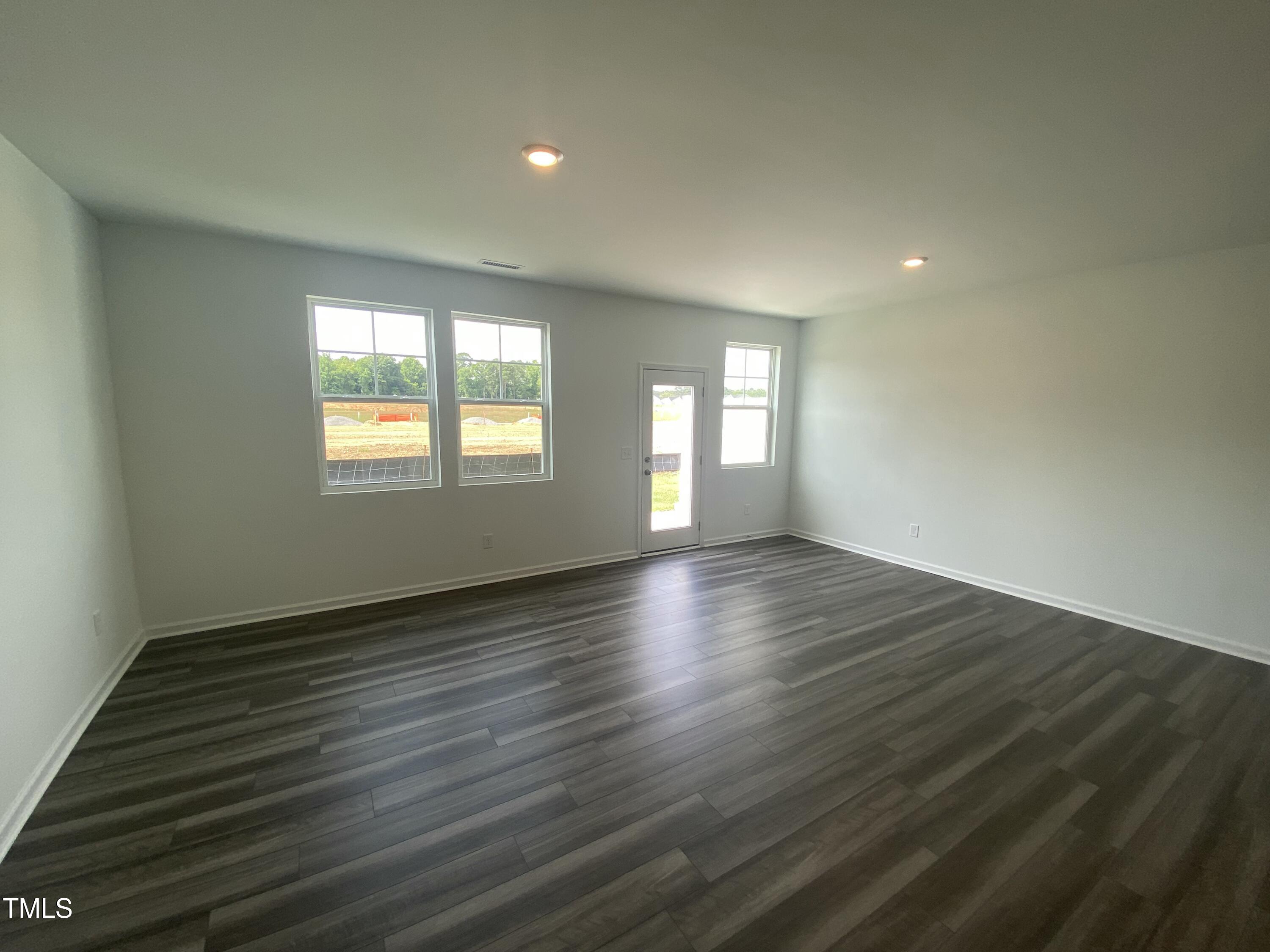 369 Thompson Overlook Way