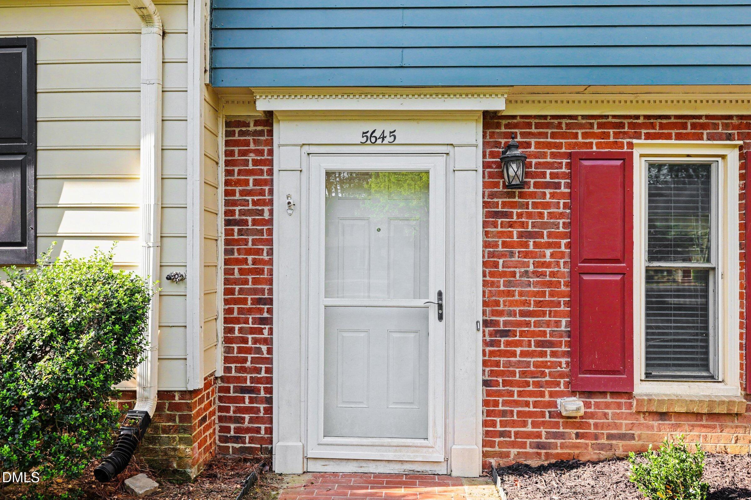 5645 Hamstead Crossing