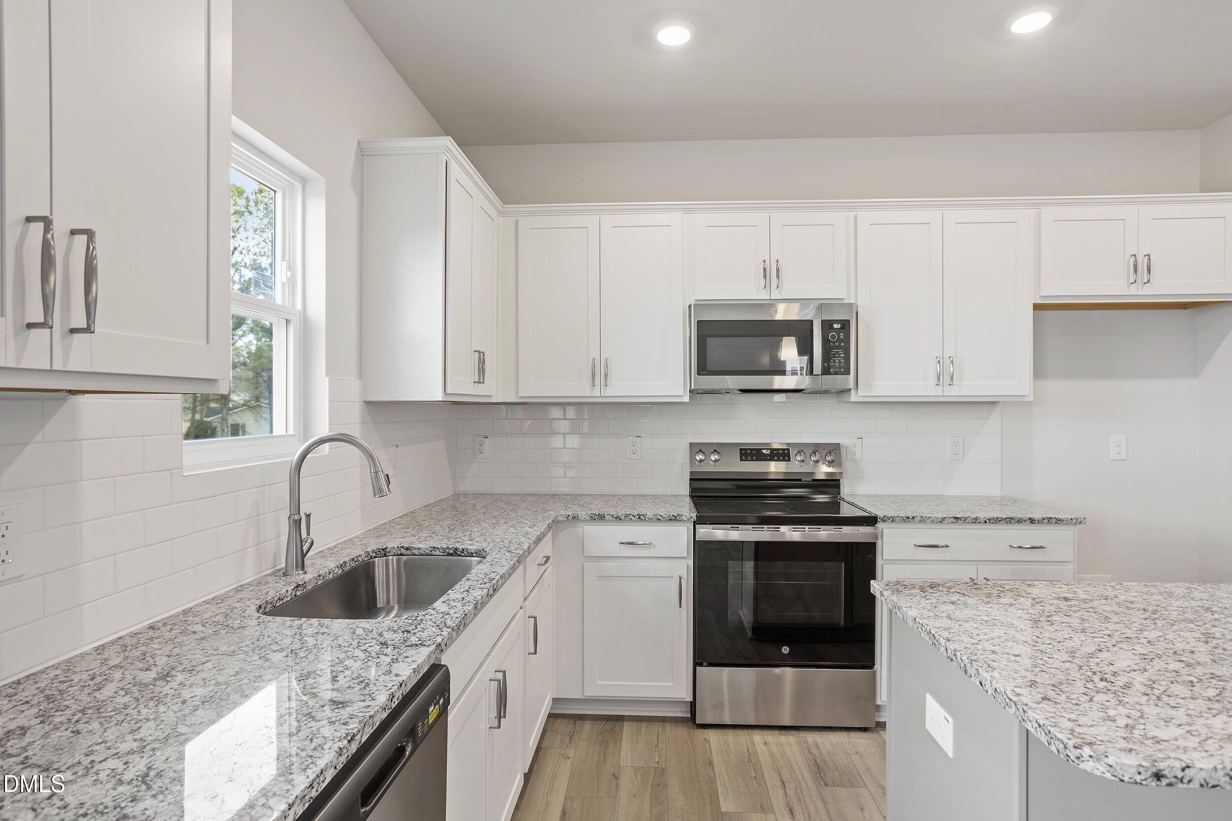 67 Bainbridge Lot 90