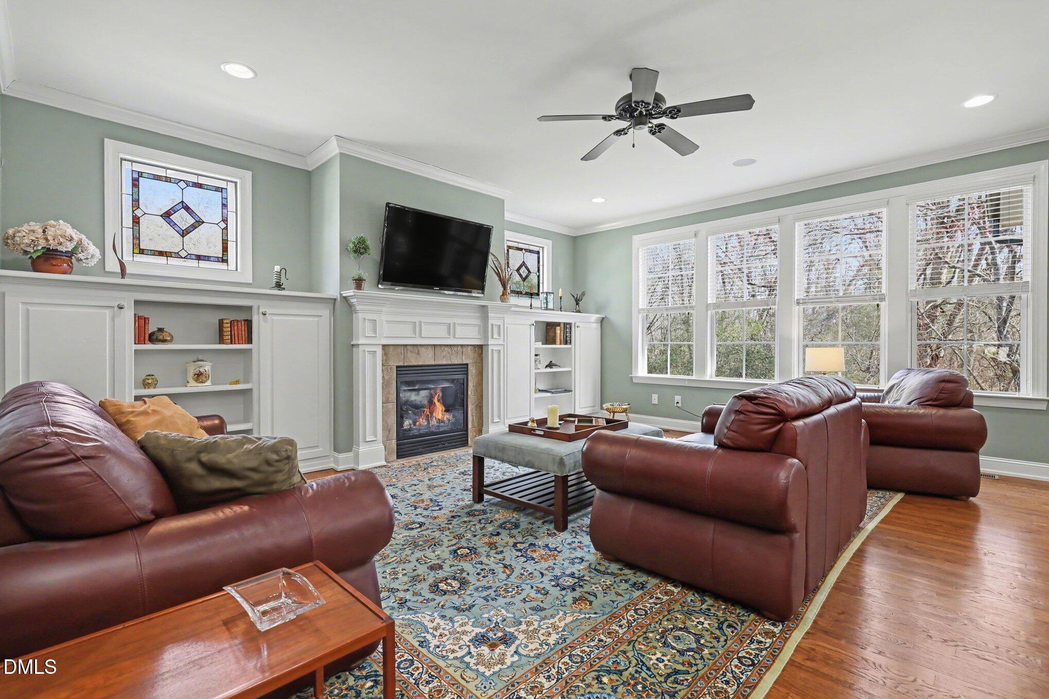 1012 Rose Angel Circle