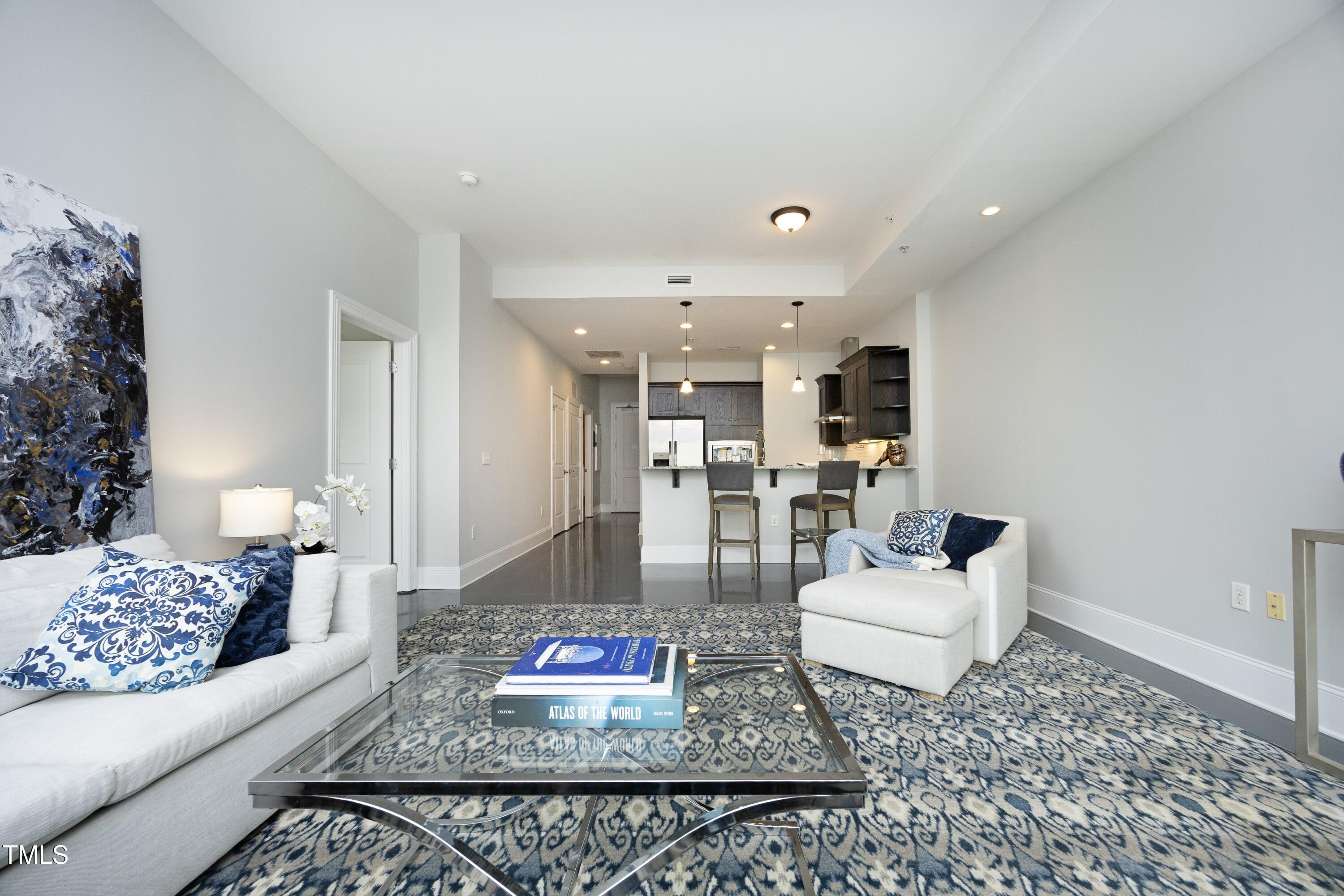 400 W North Street 620