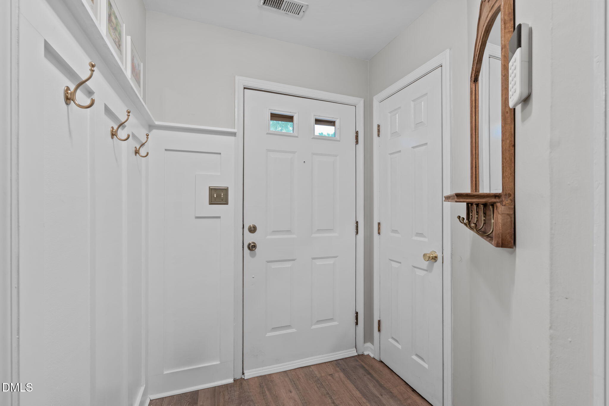 111 S Mclean Court