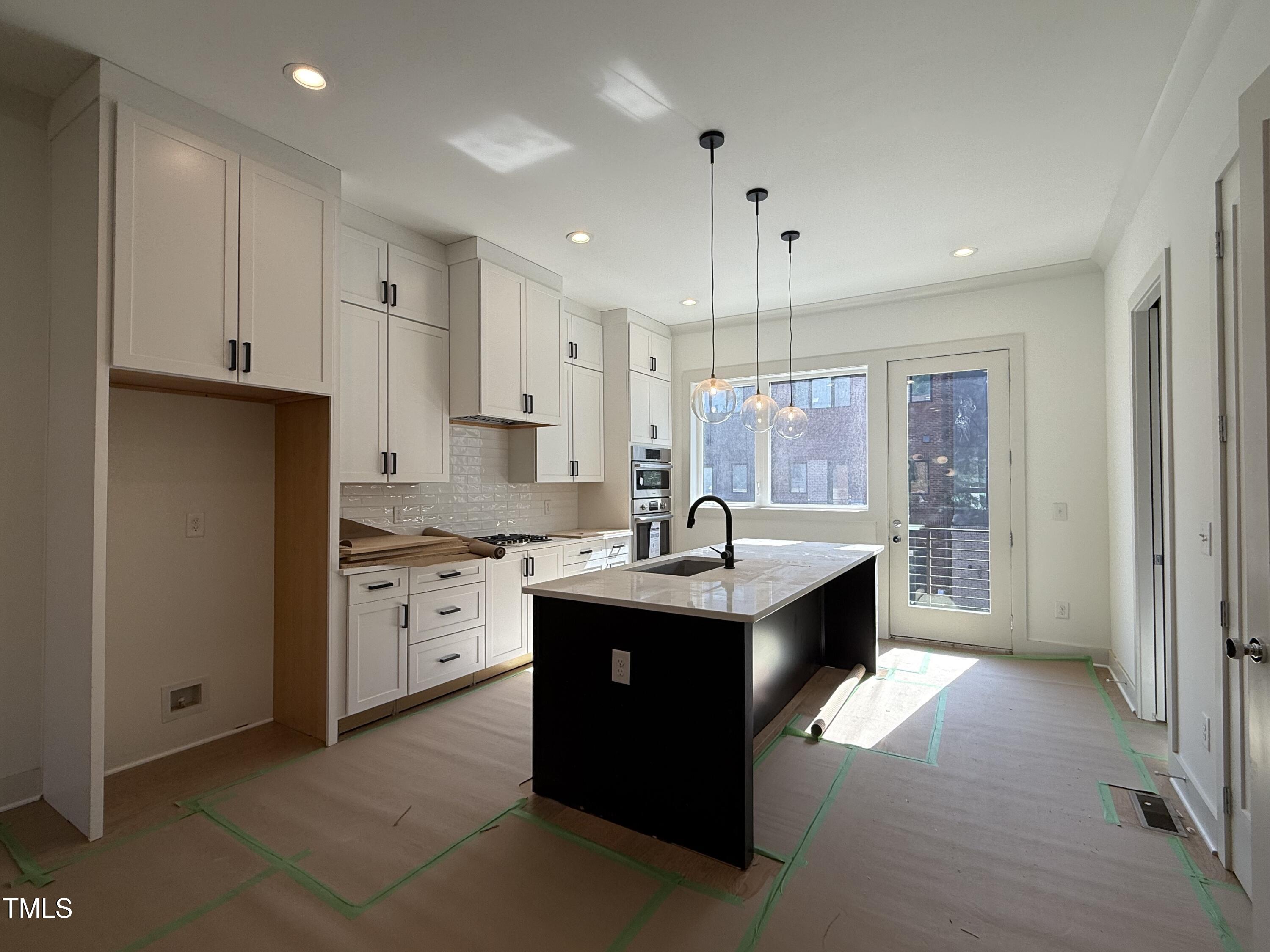 704 Chatham View Road 12