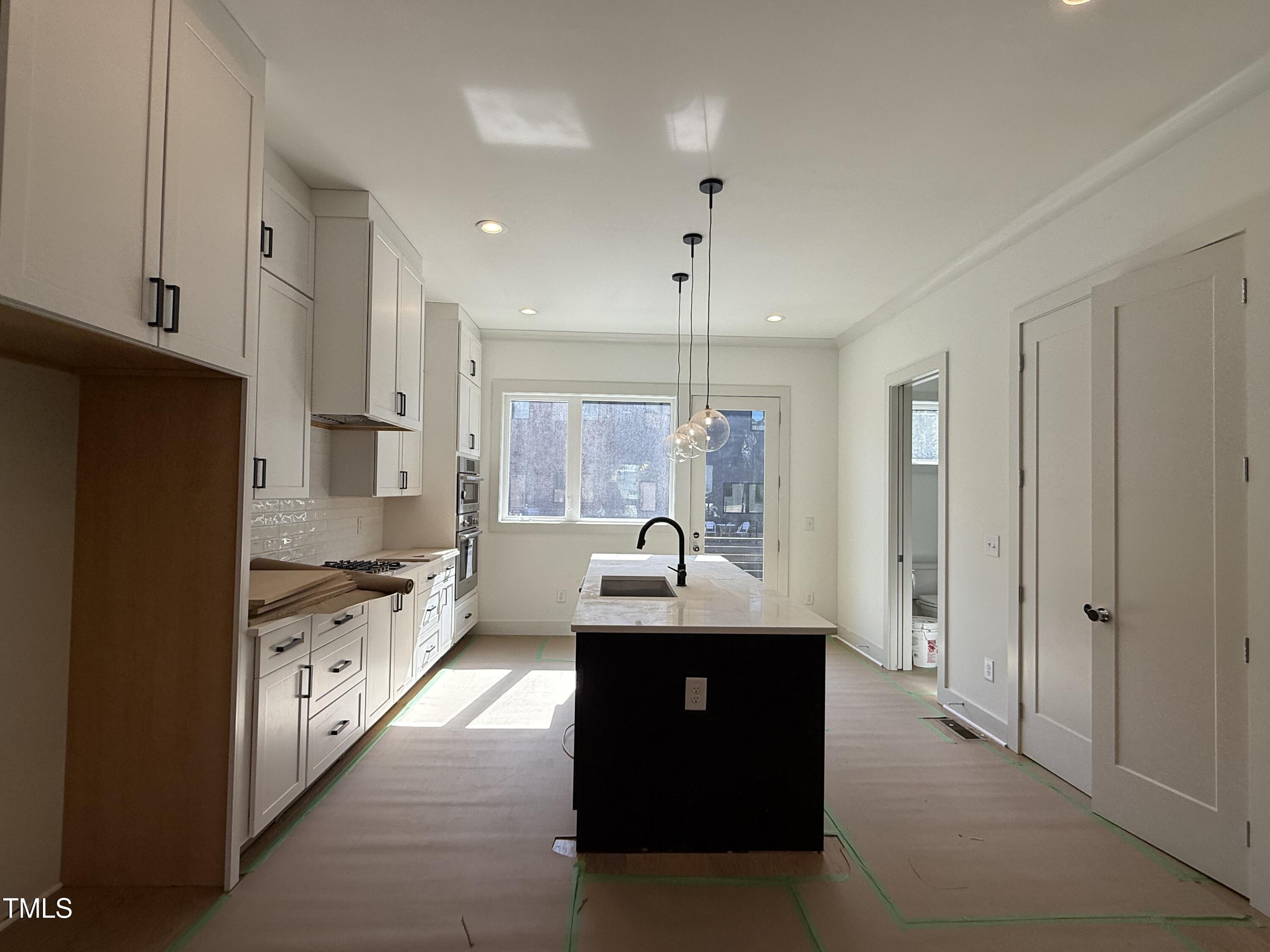 704 Chatham View Road 12