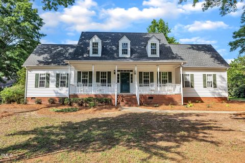 8113 Huskfield Court Apex NC 27539