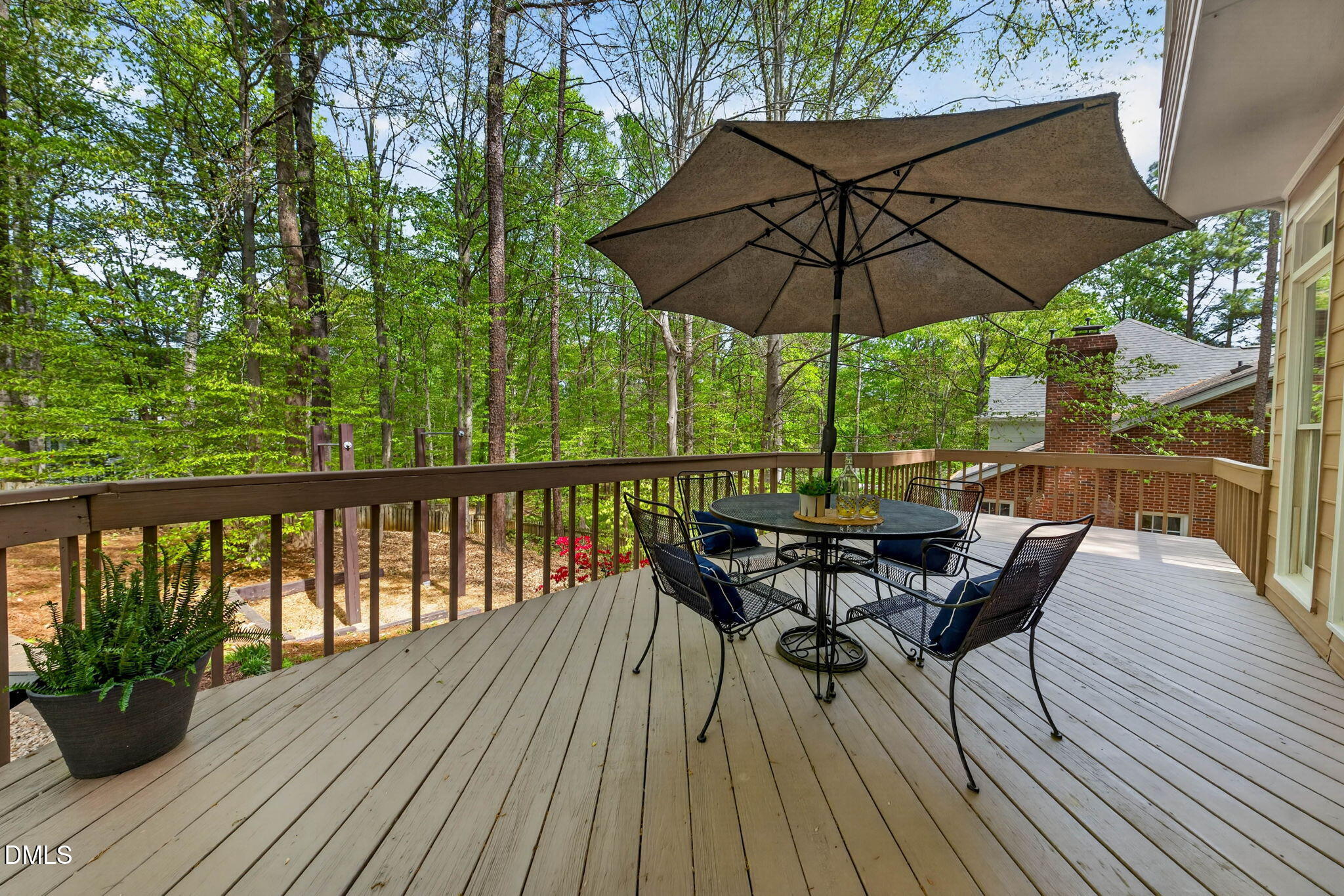 1047 W Sterlington Place