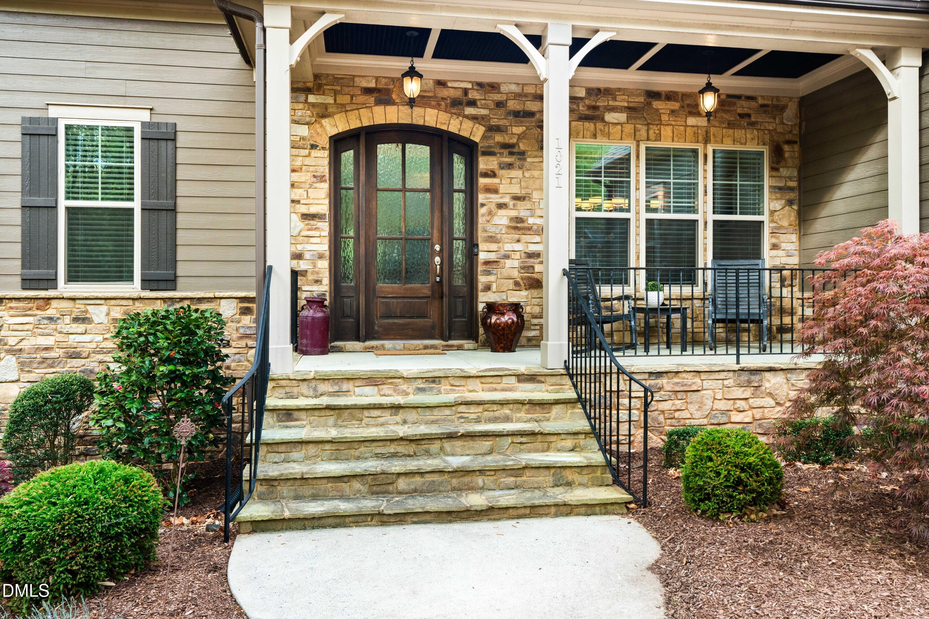 1021 Hawk Hollow Lane