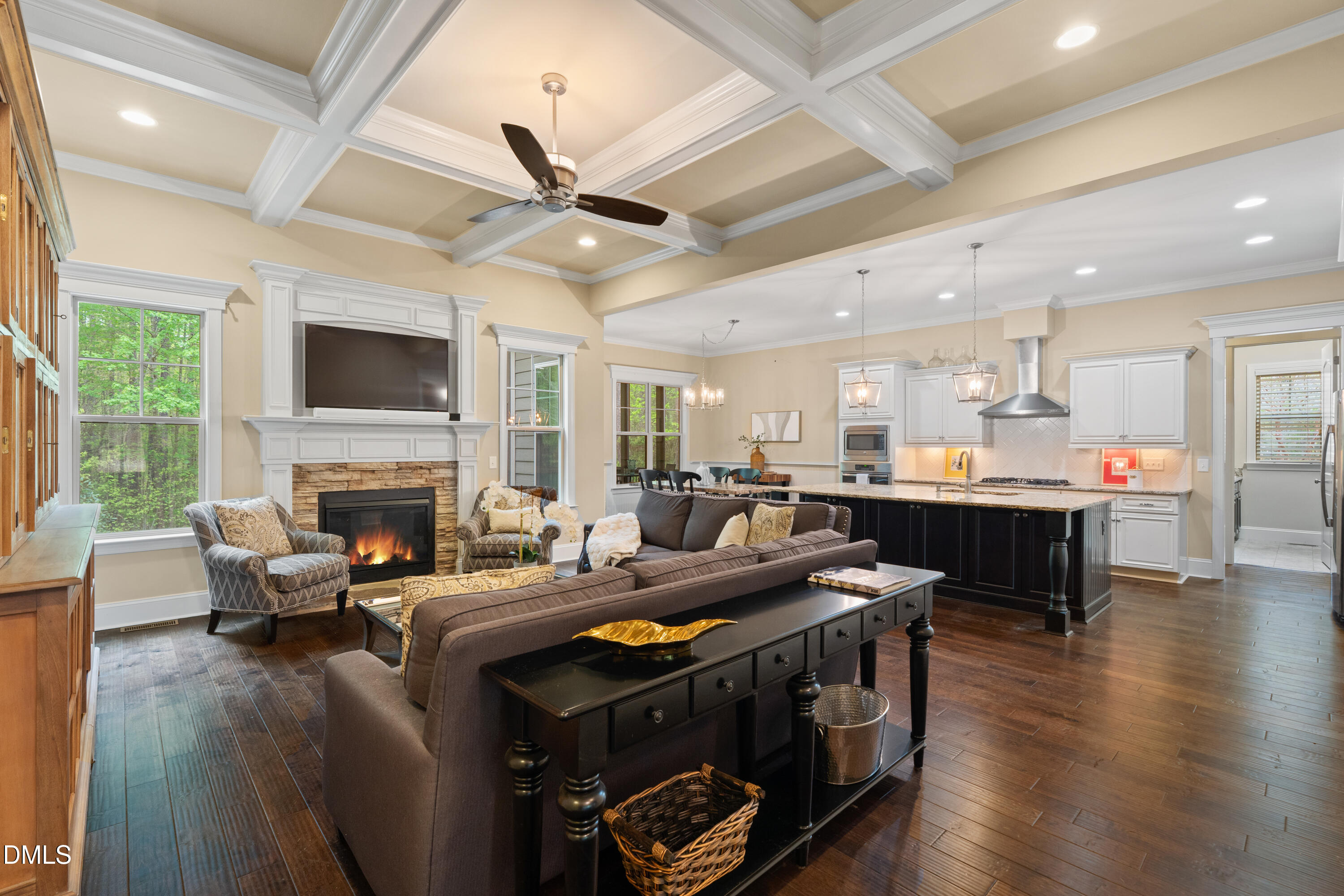 1021 Hawk Hollow Lane