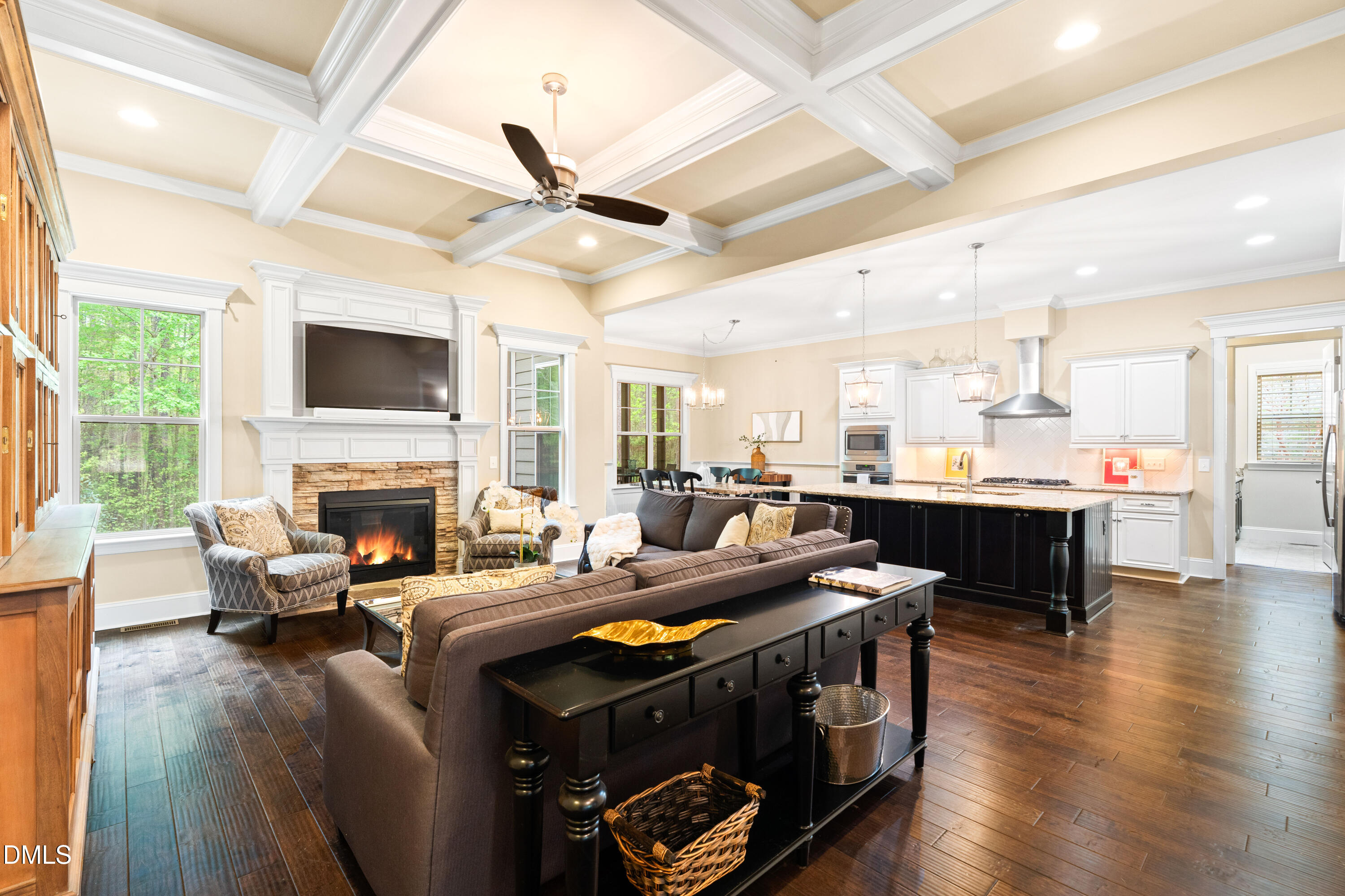 1021 Hawk Hollow Lane