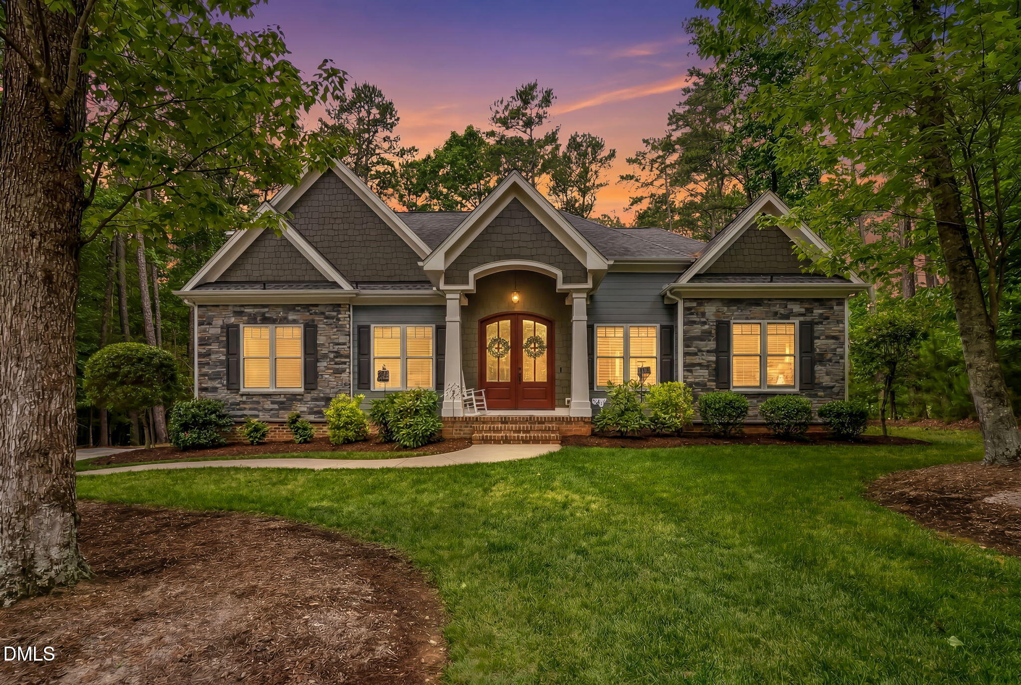 3884 Whisperwood Court
