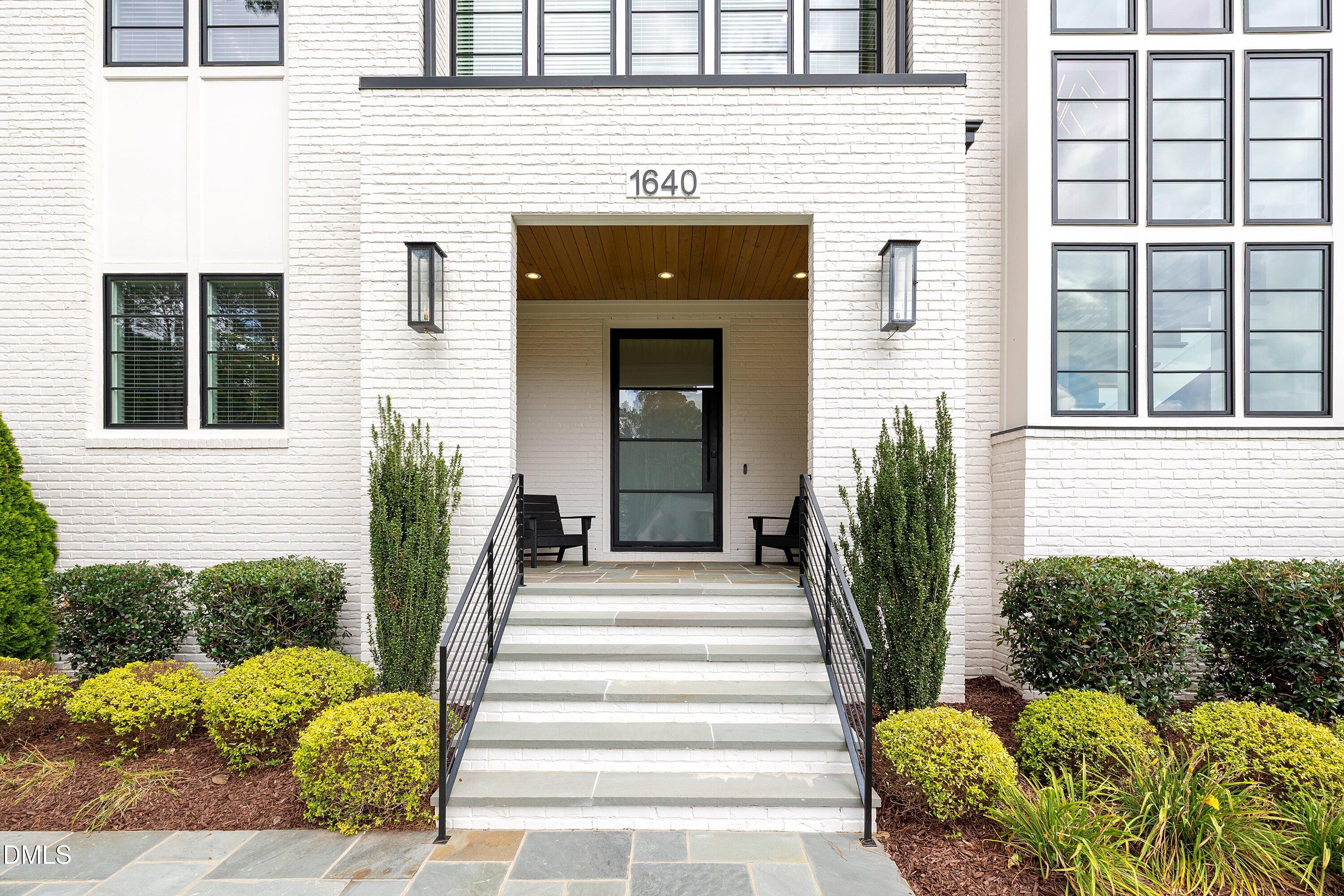 1640 Estate Valley Lane