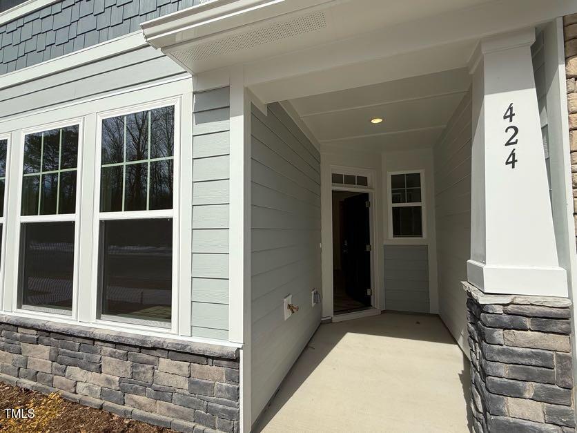 424 La Maison Avenue 9